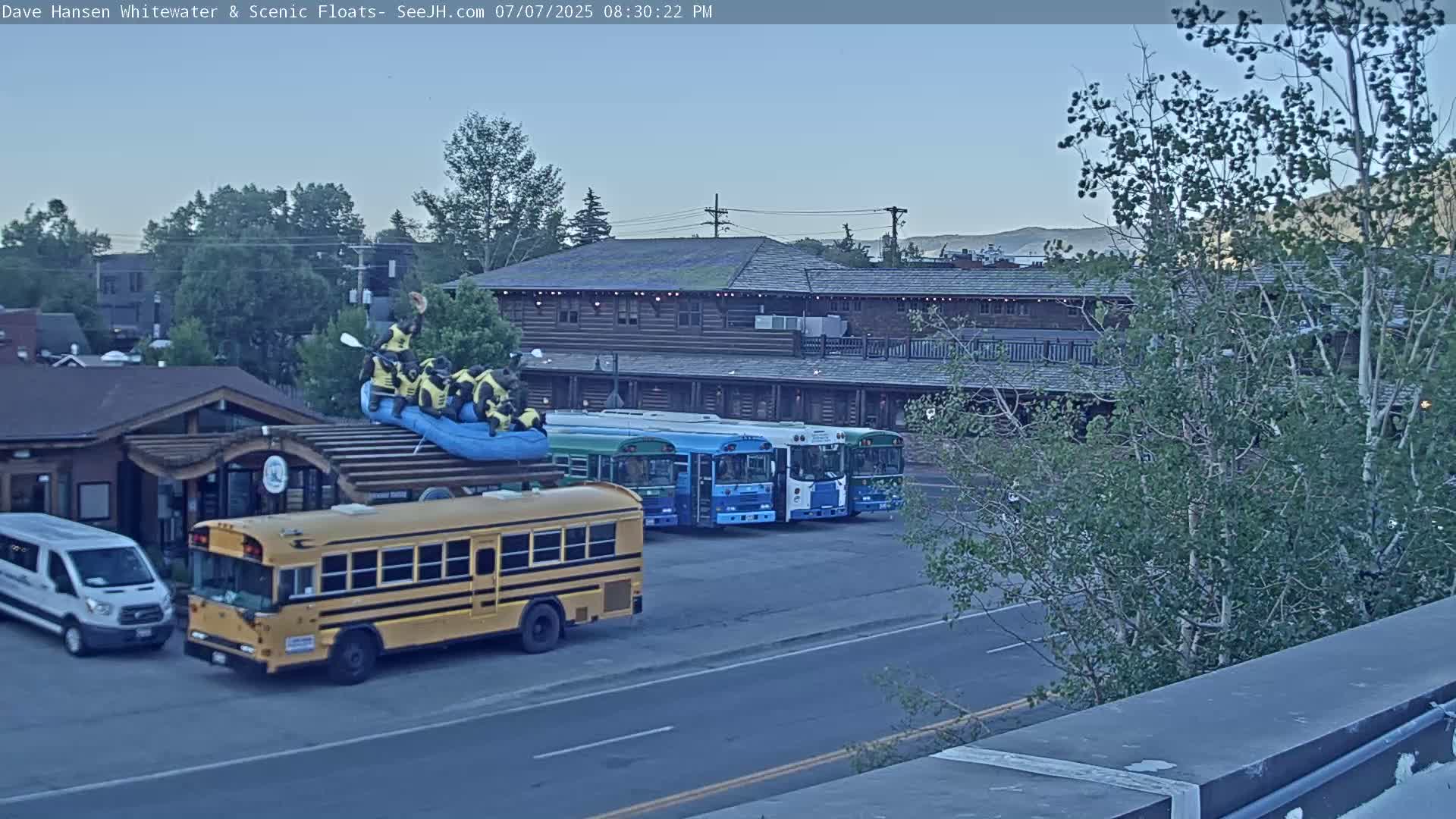 Jackson Hole, Jackson Broadway Avenue & S. Millward St. Junction Live Cam - Jackson, Teton, Wyoming, USA