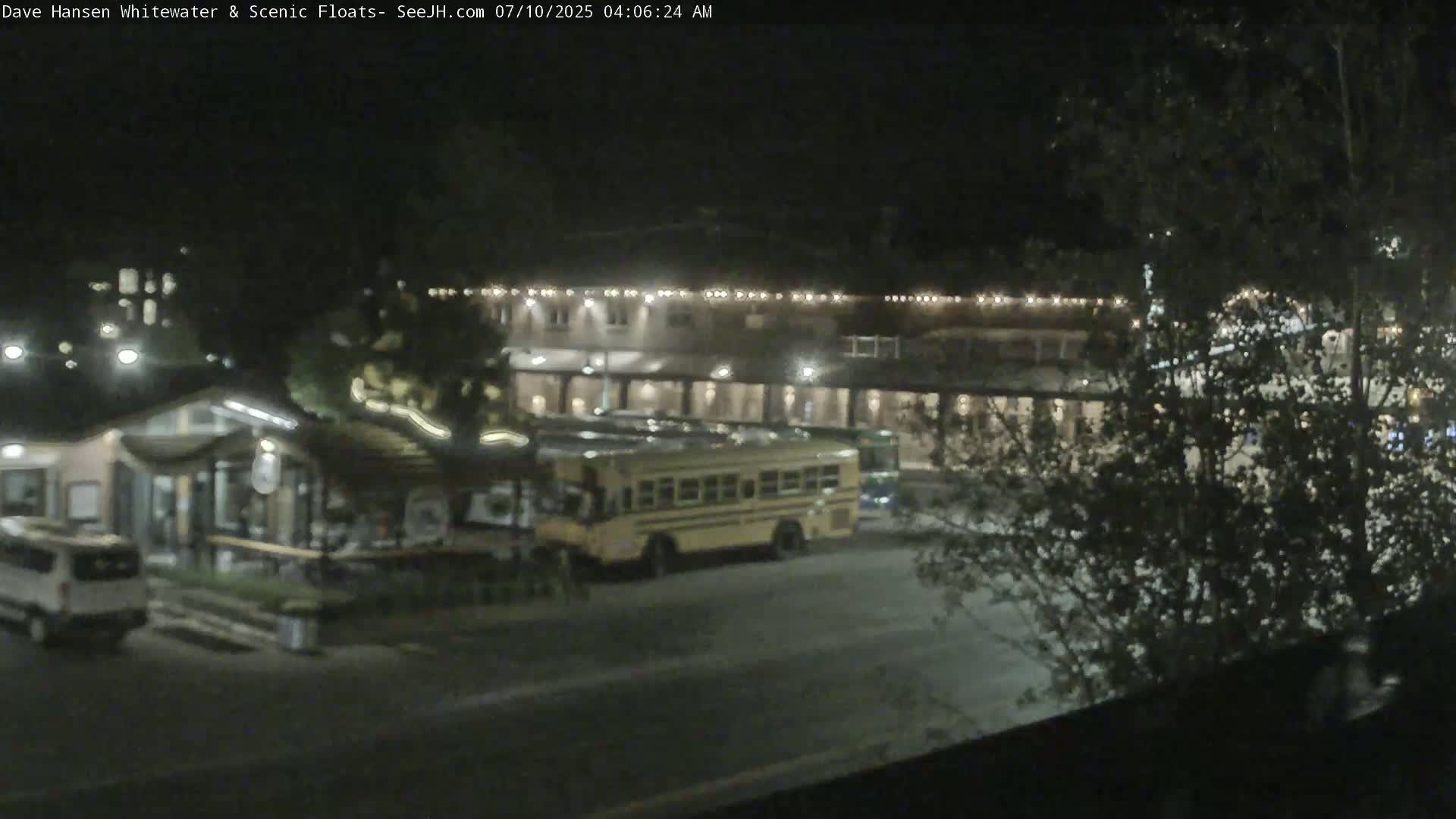 Jackson Hole, Jackson Broadway Avenue & S. Millward St. Junction Live Cam - Jackson, Teton, Wyoming, USA