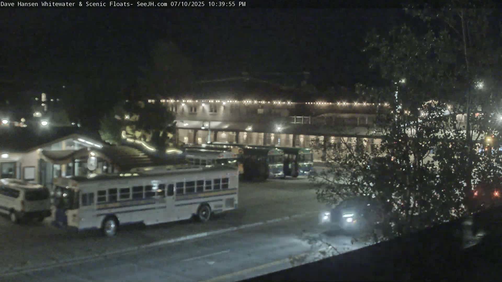 Jackson Hole, Jackson Broadway Avenue & S. Millward St. Junction Live Cam - Jackson, Teton, Wyoming, USA