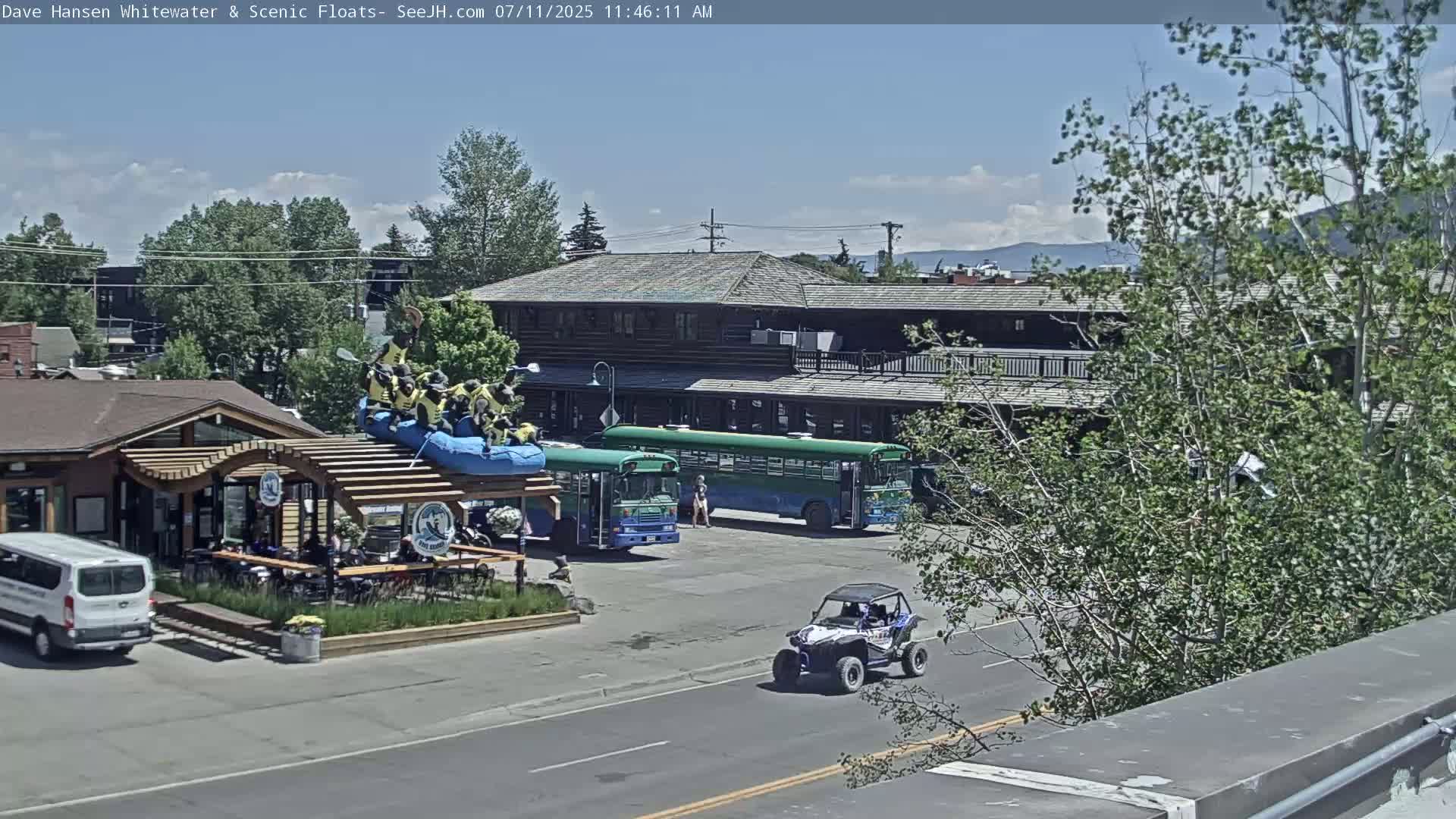 Jackson Hole, Jackson Broadway Avenue & S. Millward St. Junction Live Cam - Jackson, Teton, Wyoming, USA