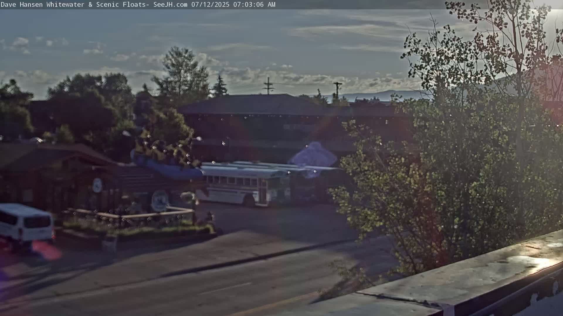 Jackson Hole, Jackson Broadway Avenue & S. Millward St. Junction Live Cam - Jackson, Teton, Wyoming, USA