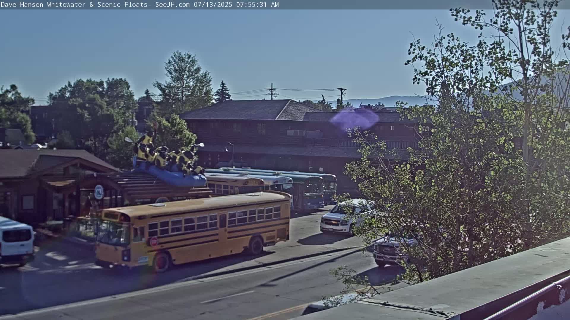 Jackson Hole, Jackson Broadway Avenue & S. Millward St. Junction Live Cam - Jackson, Teton, Wyoming, USA