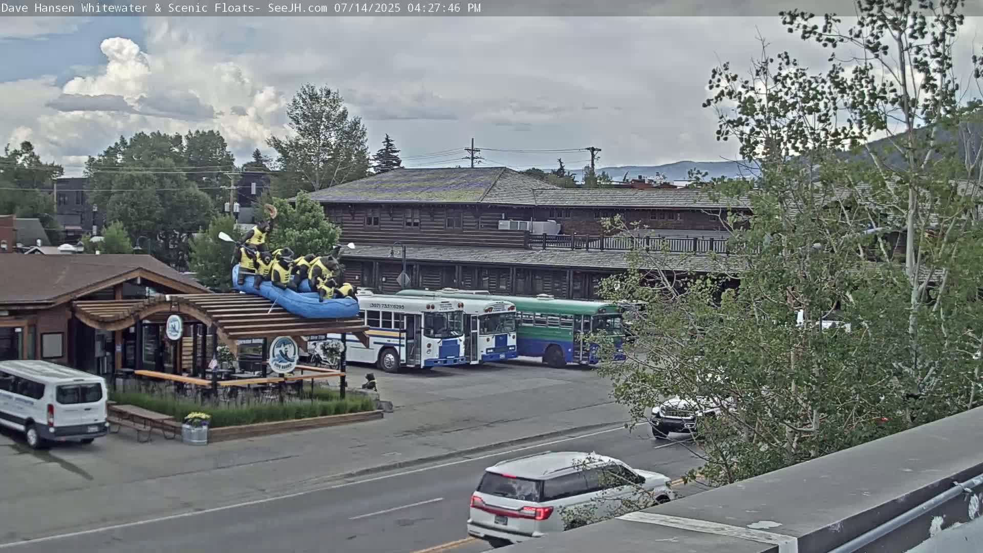 Jackson Hole, Jackson Broadway Avenue & S. Millward St. Junction Live Cam - Jackson, Teton, Wyoming, USA