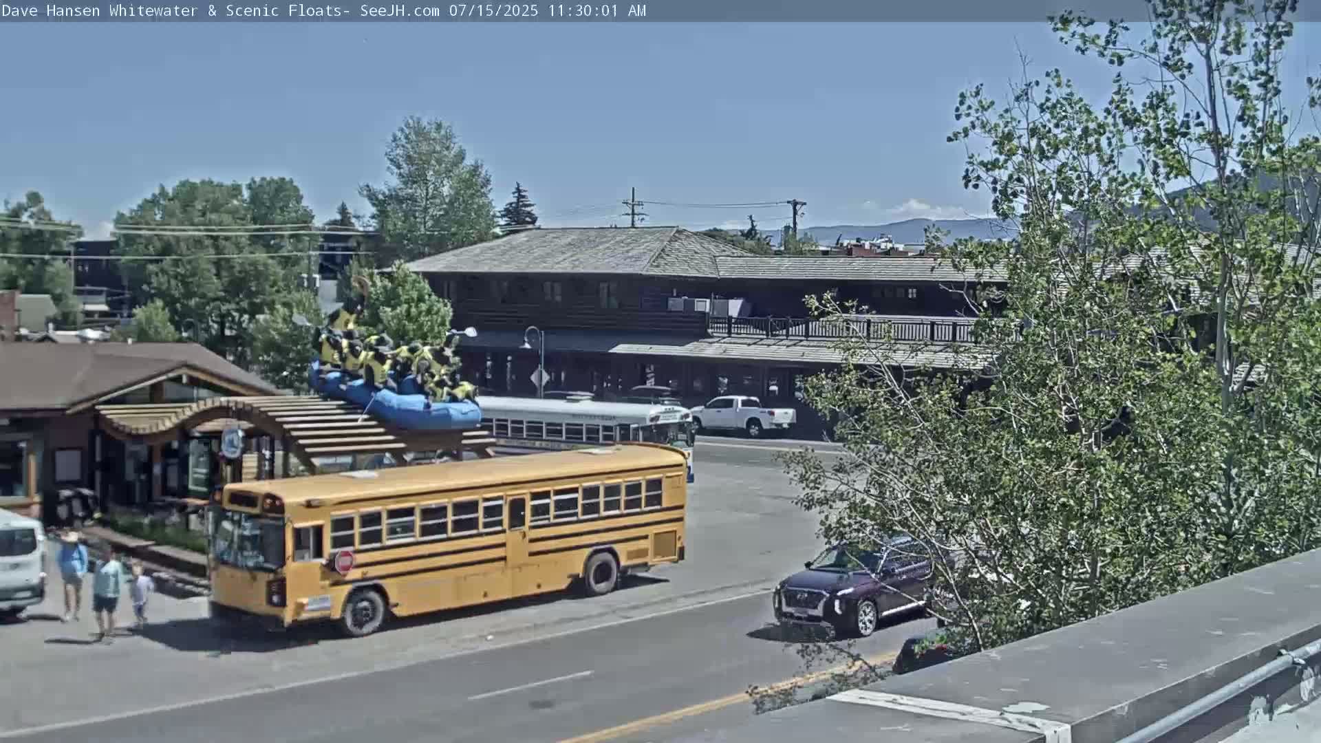 Jackson Hole, Jackson Broadway Avenue & S. Millward St. Junction Live Cam - Jackson, Teton, Wyoming, USA