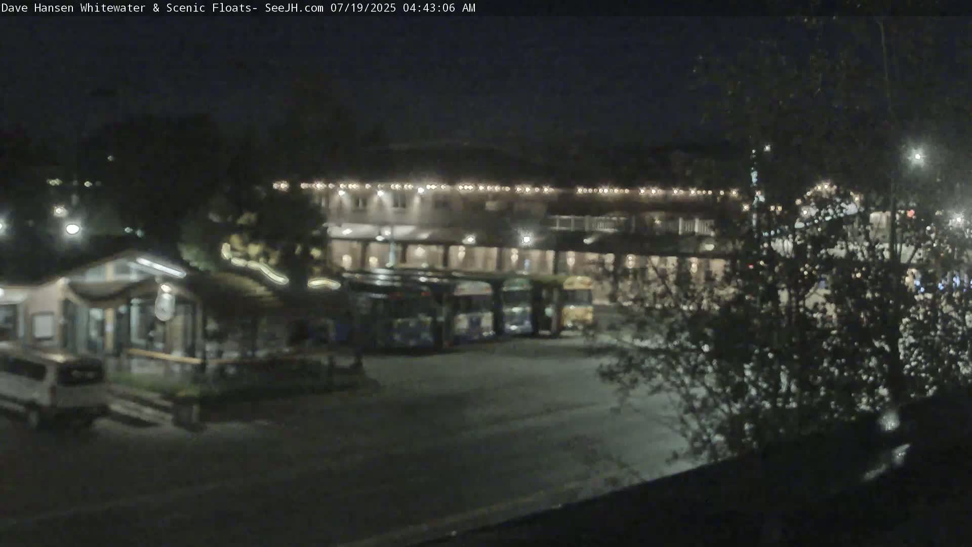 Jackson Hole, Jackson Broadway Avenue & S. Millward St. Junction Live Cam - Jackson, Teton, Wyoming, USA
