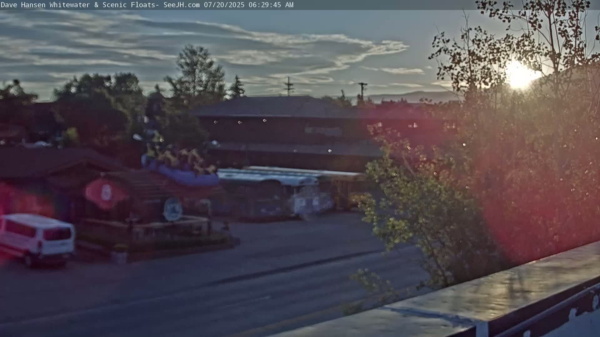 Jackson Hole, Jackson Broadway Avenue & S. Millward St. Junction Live Cam - Jackson, Teton, Wyoming, USA