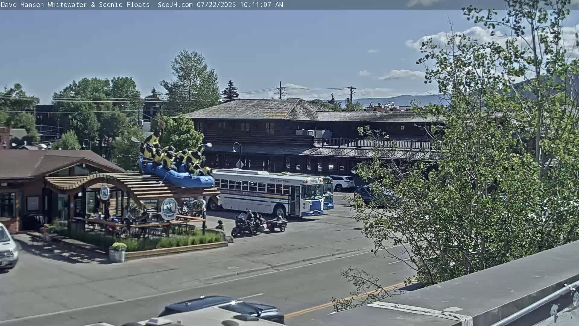 Jackson Hole, Jackson Broadway Avenue & S. Millward St. Junction Live Cam - Jackson, Teton, Wyoming, USA