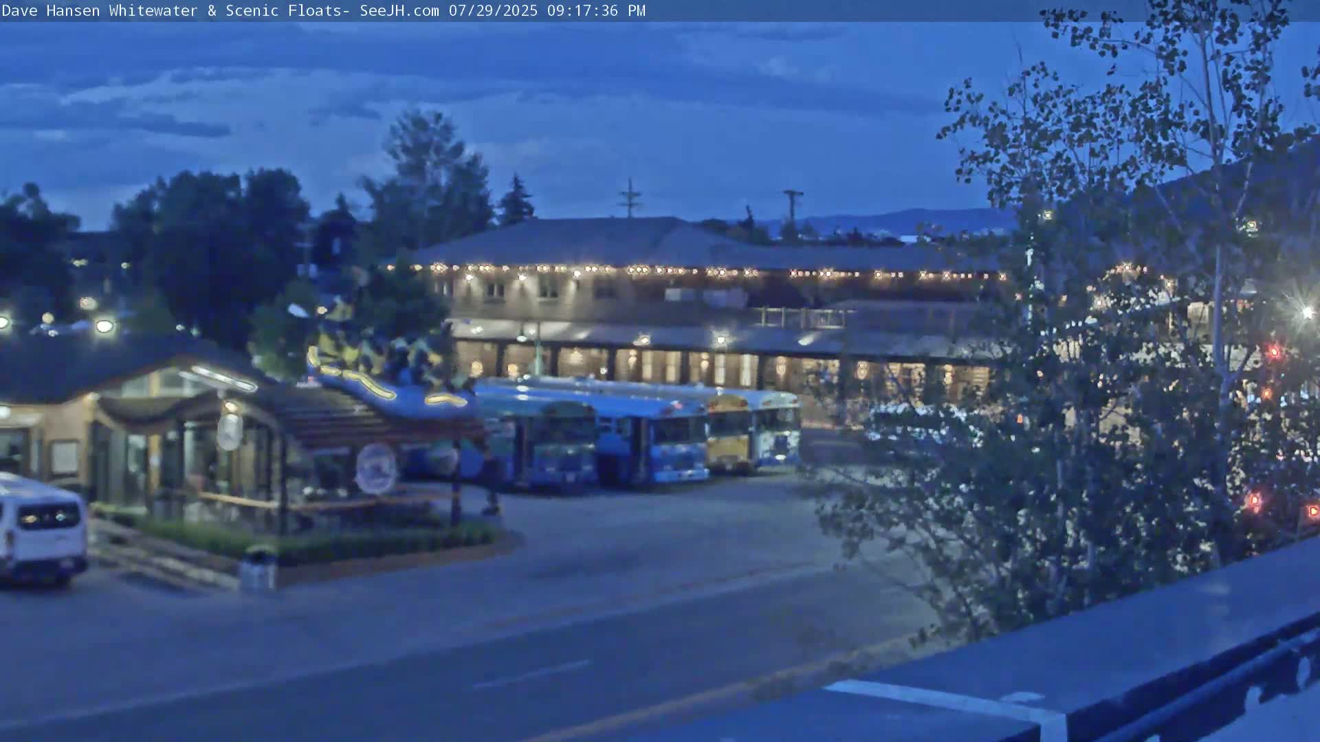 Jackson Hole, Jackson Broadway Avenue & S. Millward St. Junction Live Cam - Jackson, Teton, Wyoming, USA