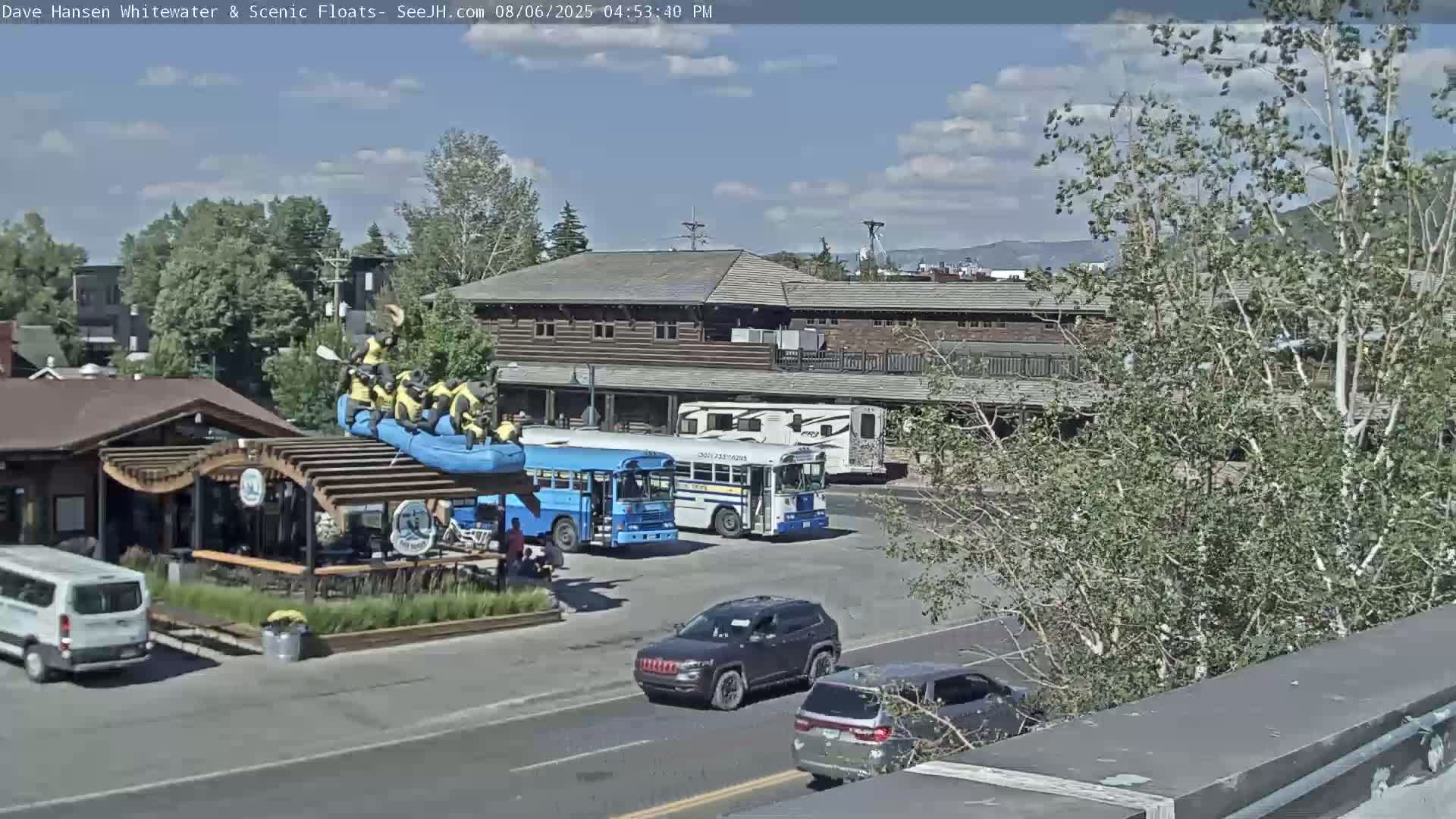Jackson Hole, Jackson Broadway Avenue & S. Millward St. Junction Live Cam - Jackson, Teton, Wyoming, USA