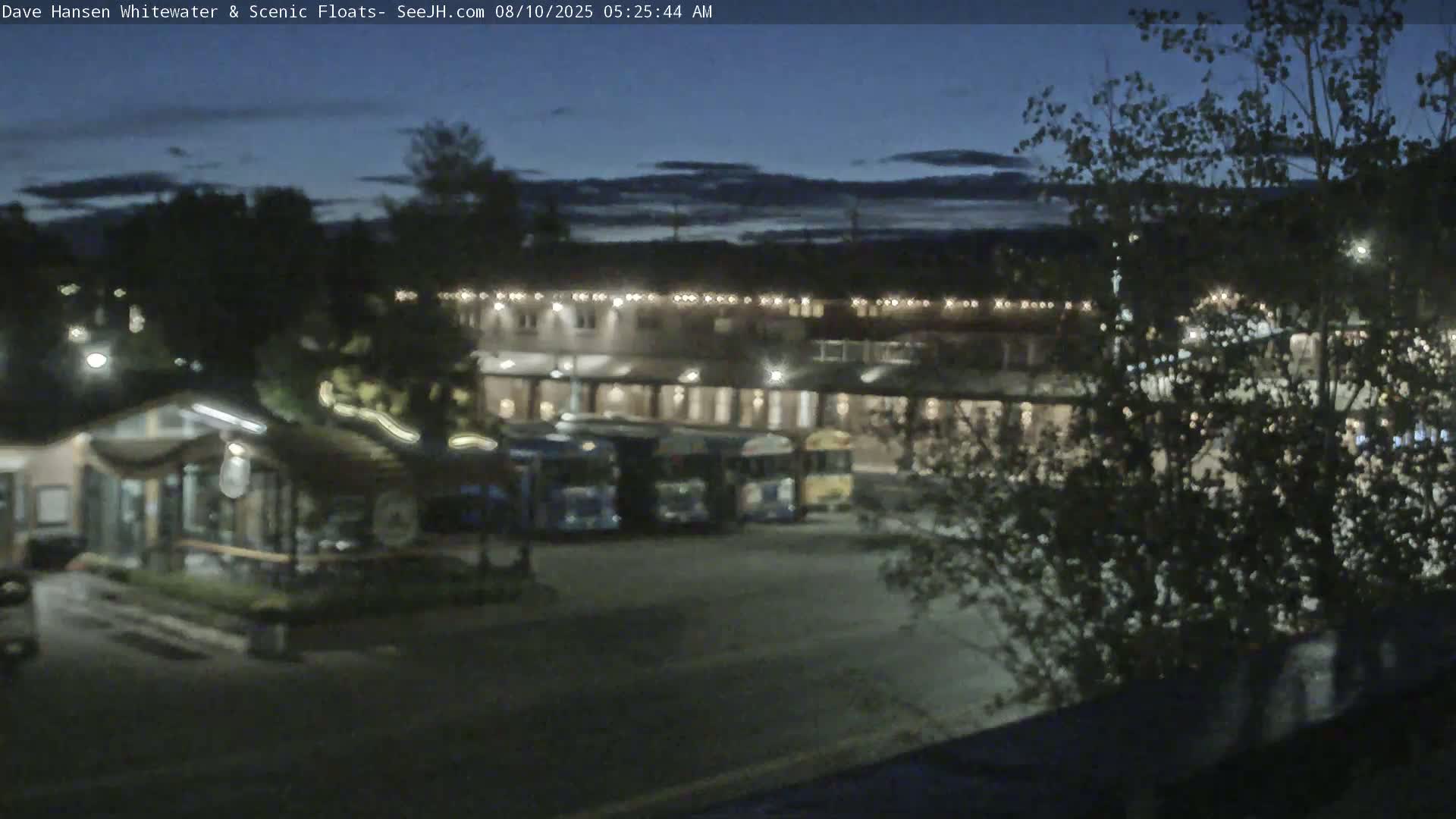 Jackson Hole, Jackson Broadway Avenue & S. Millward St. Junction Live Cam - Jackson, Teton, Wyoming, USA