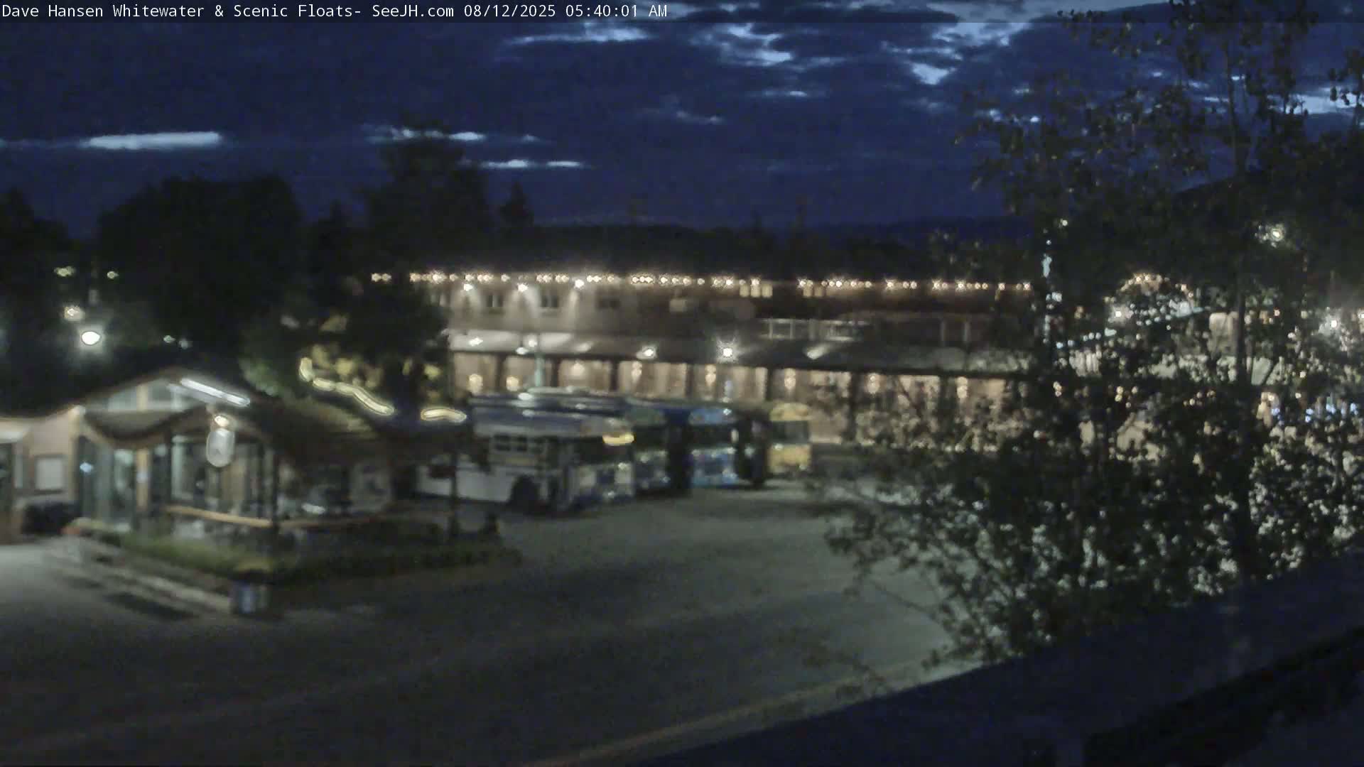Jackson Hole, Jackson Broadway Avenue & S. Millward St. Junction Live Cam - Jackson, Teton, Wyoming, USA