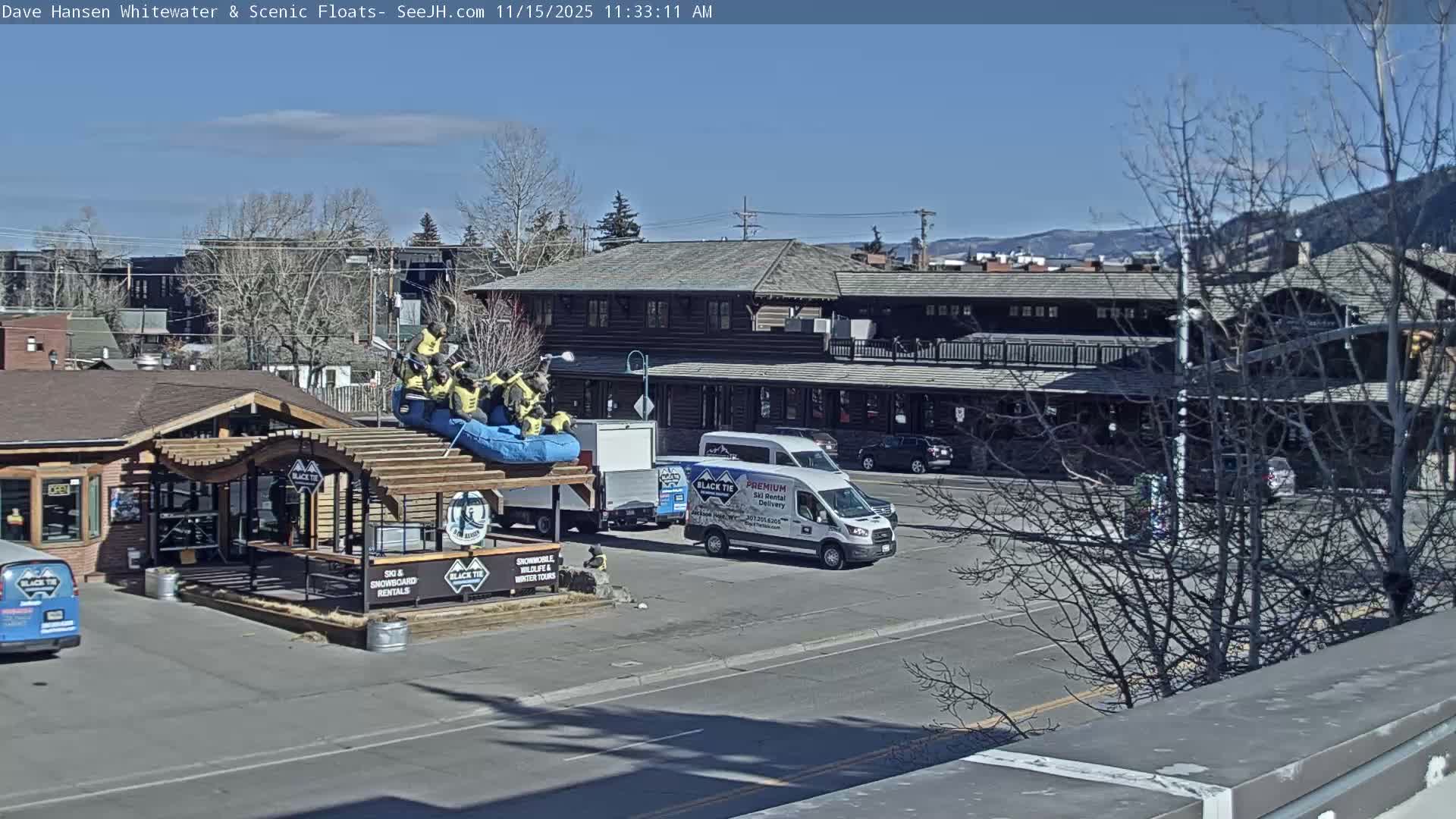 Jackson Hole, Jackson Broadway Avenue & S. Millward St. Junction Live Cam - Jackson, Teton, Wyoming, USA