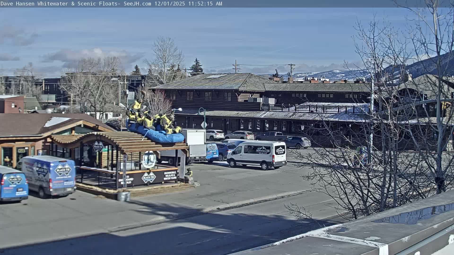 Jackson Hole, Jackson Broadway Avenue & S. Millward St. Junction Live Cam - Jackson, Teton, Wyoming, USA