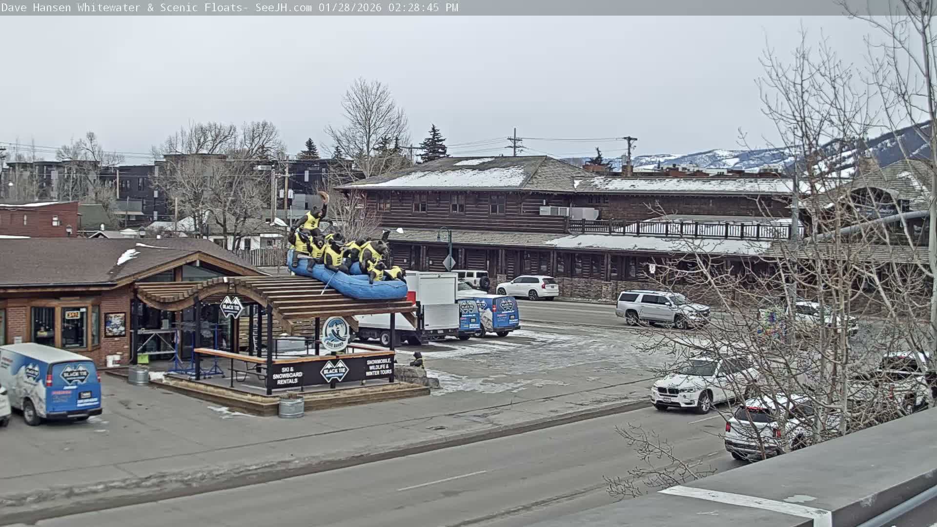 Jackson Hole, Jackson Broadway Avenue & S. Millward St. Junction Live Cam - Jackson, Teton, Wyoming, USA