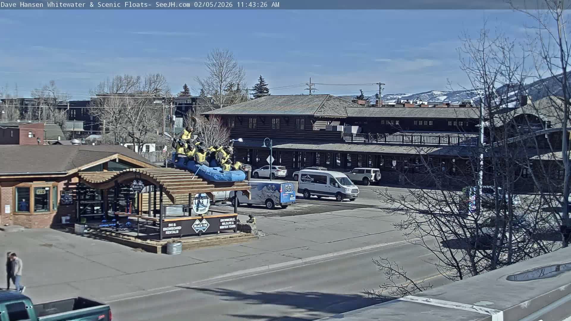 Jackson Hole, Jackson Broadway Avenue & S. Millward St. Junction Live Cam - Jackson, Teton, Wyoming, USA