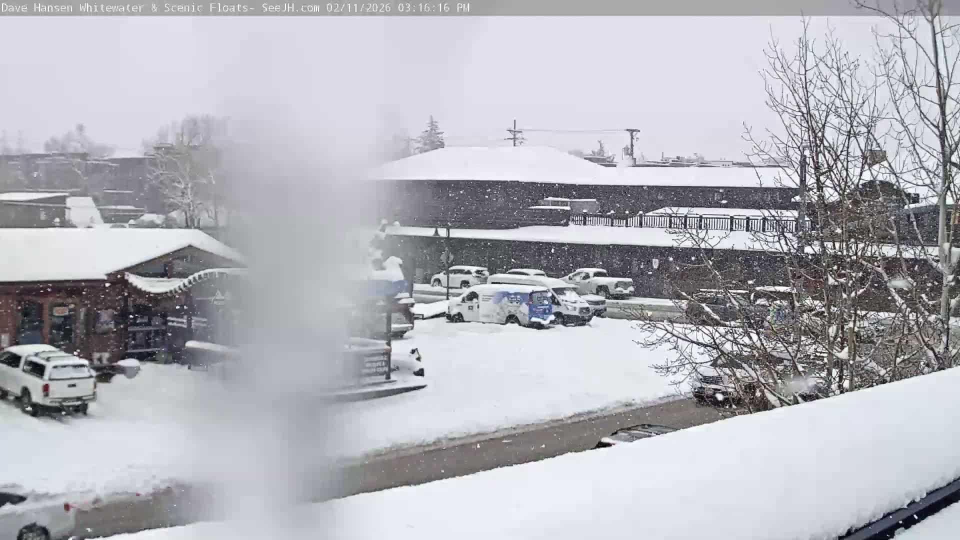 Jackson Hole, Jackson Broadway Avenue & S. Millward St. Junction Live Cam - Jackson, Teton, Wyoming, USA