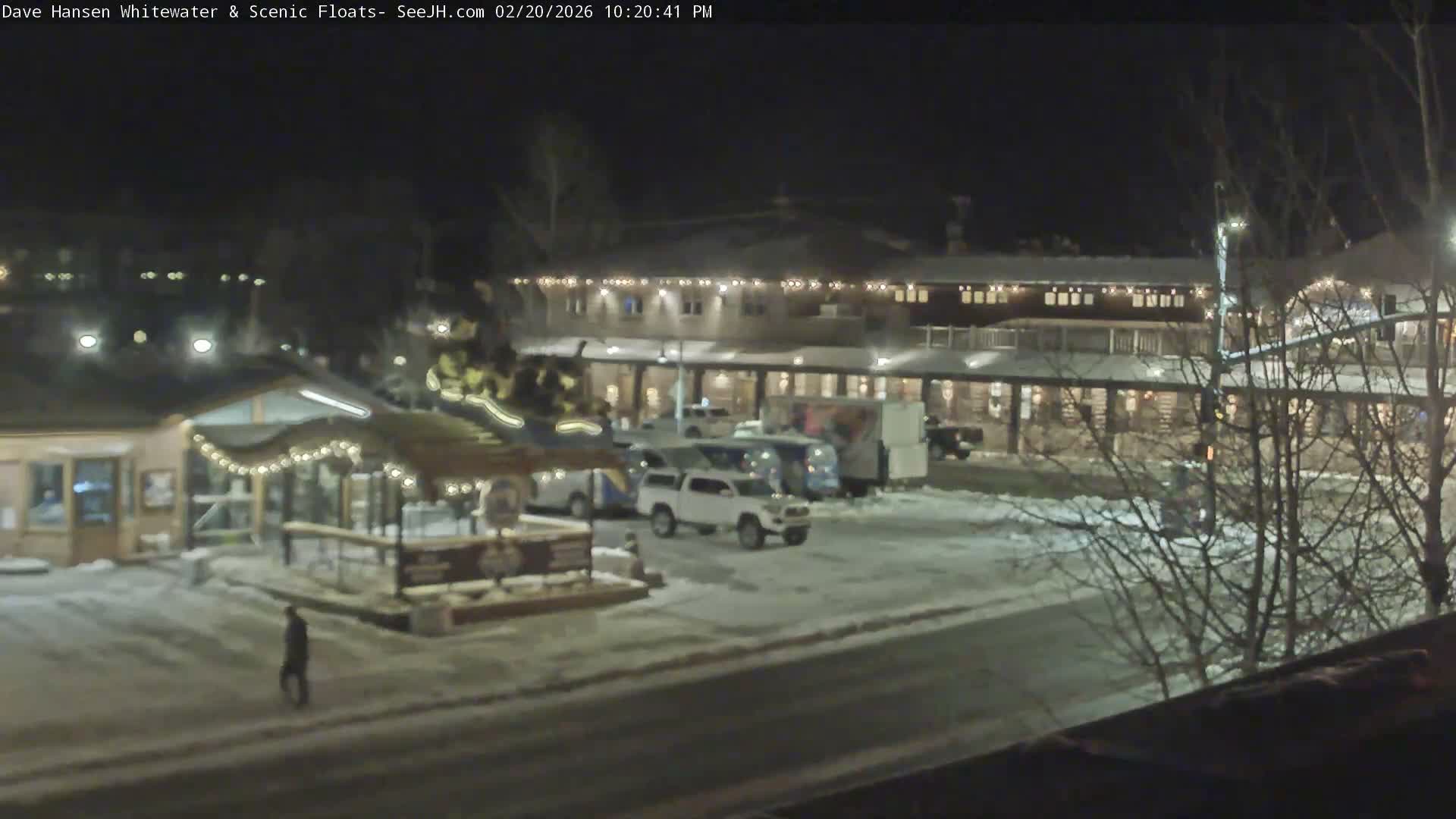 Jackson Hole, Jackson Broadway Avenue & S. Millward St. Junction Live Cam - Jackson, Teton, Wyoming, USA