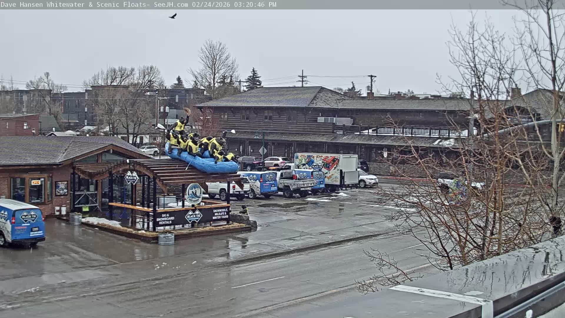 Jackson Hole, Jackson Broadway Avenue & S. Millward St. Junction Live Cam - Jackson, Teton, Wyoming, USA