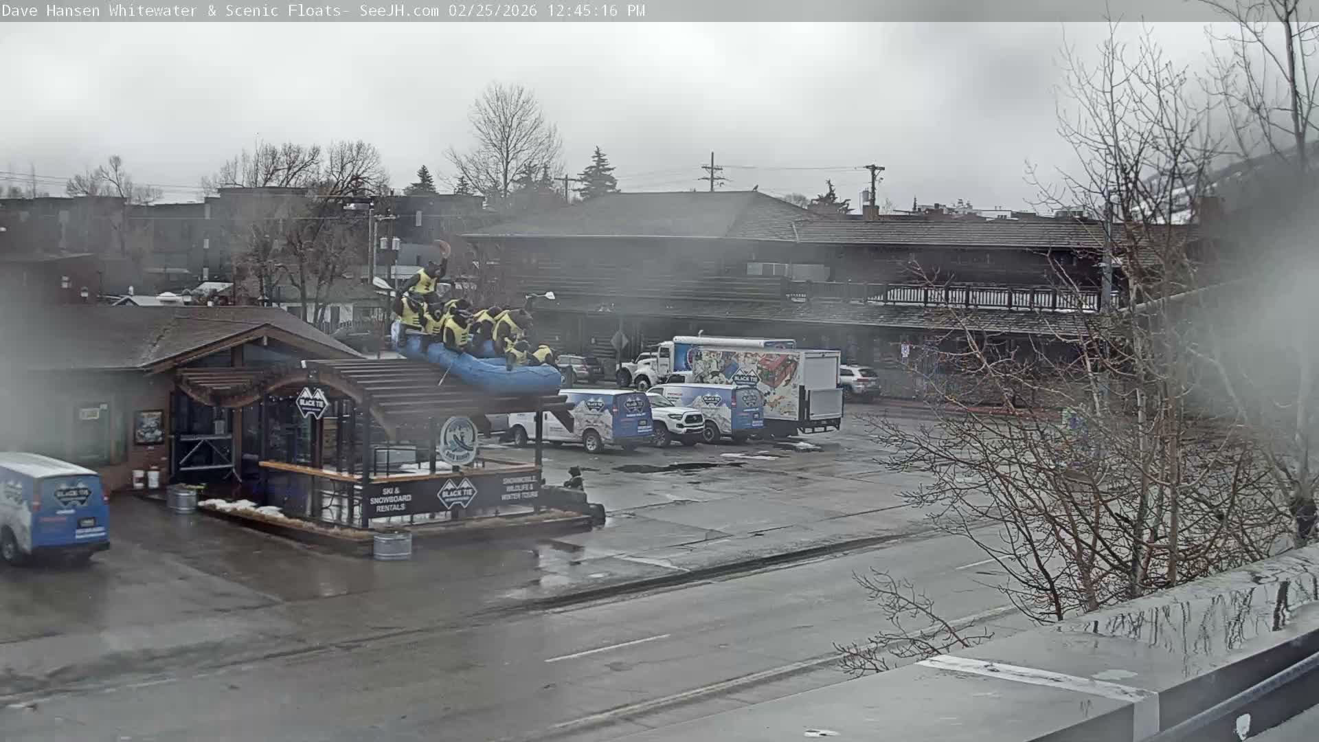 Jackson Hole, Jackson Broadway Avenue & S. Millward St. Junction Live Cam - Jackson, Teton, Wyoming, USA