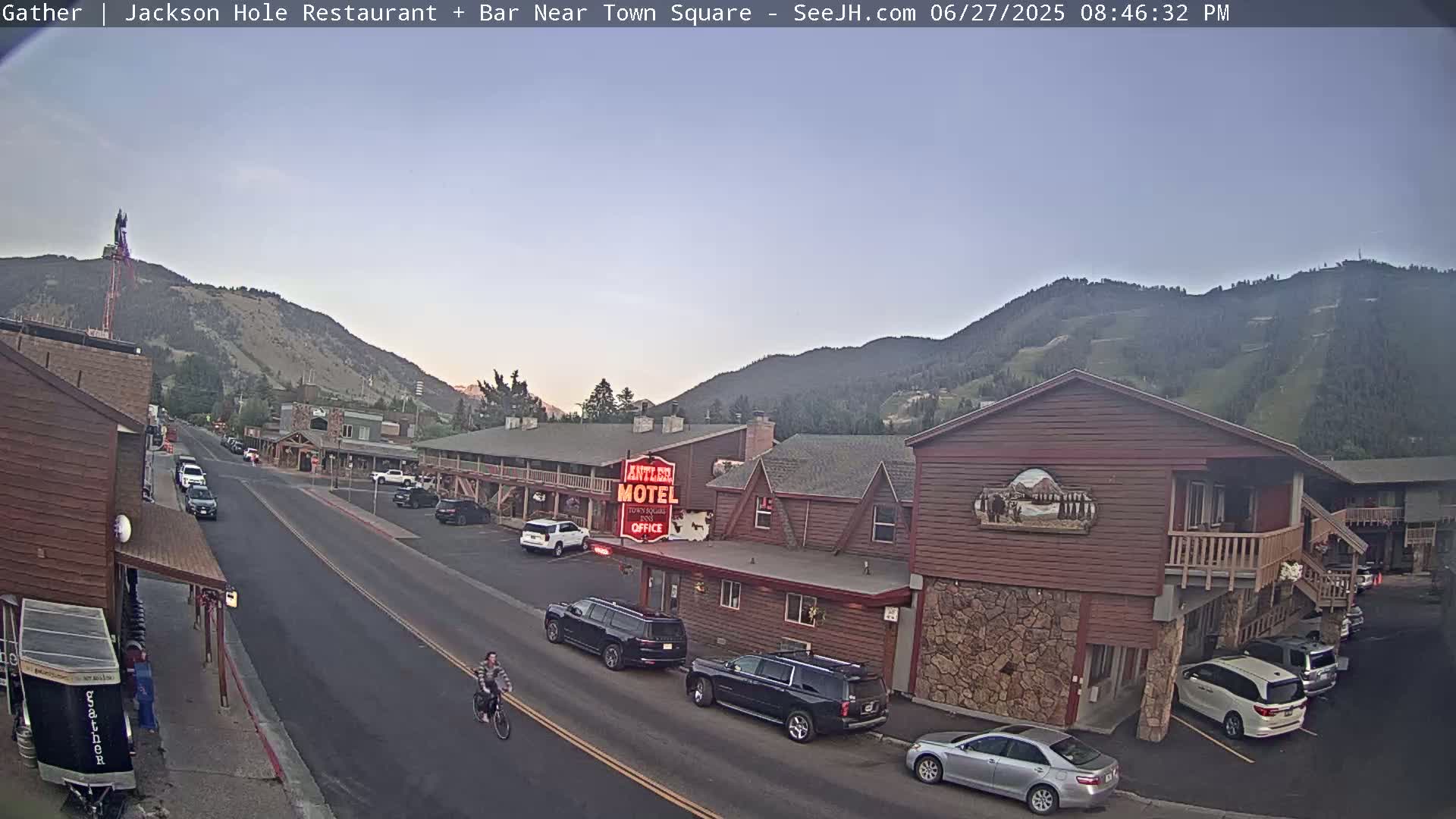 Jackson Hole, Jackson S Glenwood St. Live Cam - Jackson, Teton, Wyoming, USA