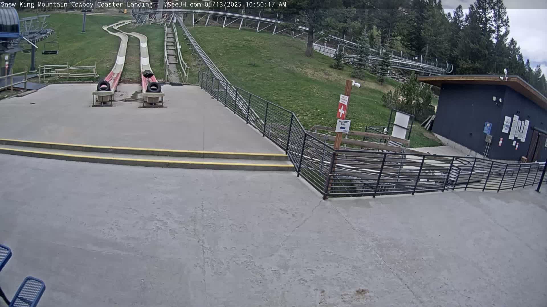Jackson, Snow King Mountain Cowboy Coaster & Alpine Slide Live Cam - Jackson, Teton, Wyoming, USA