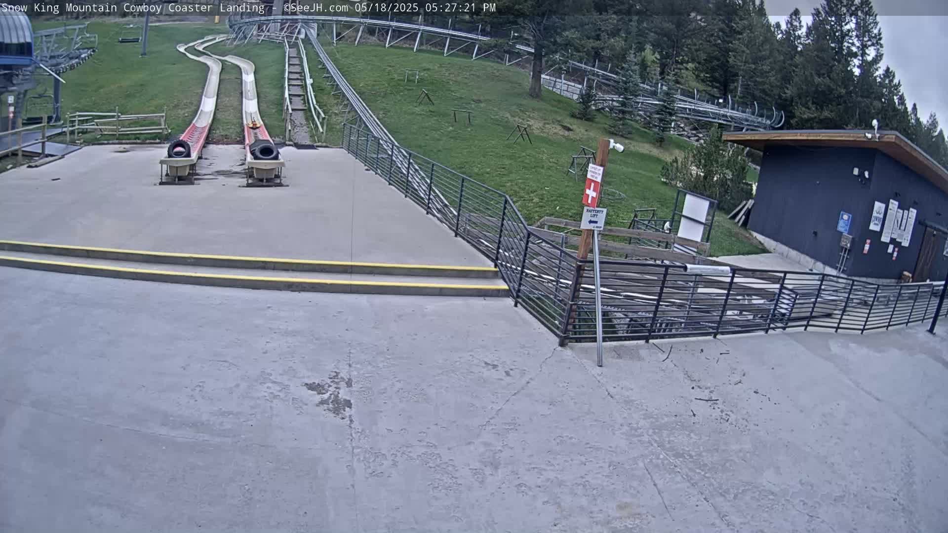 Jackson, Snow King Mountain Cowboy Coaster & Alpine Slide Live Cam - Jackson, Teton, Wyoming, USA
