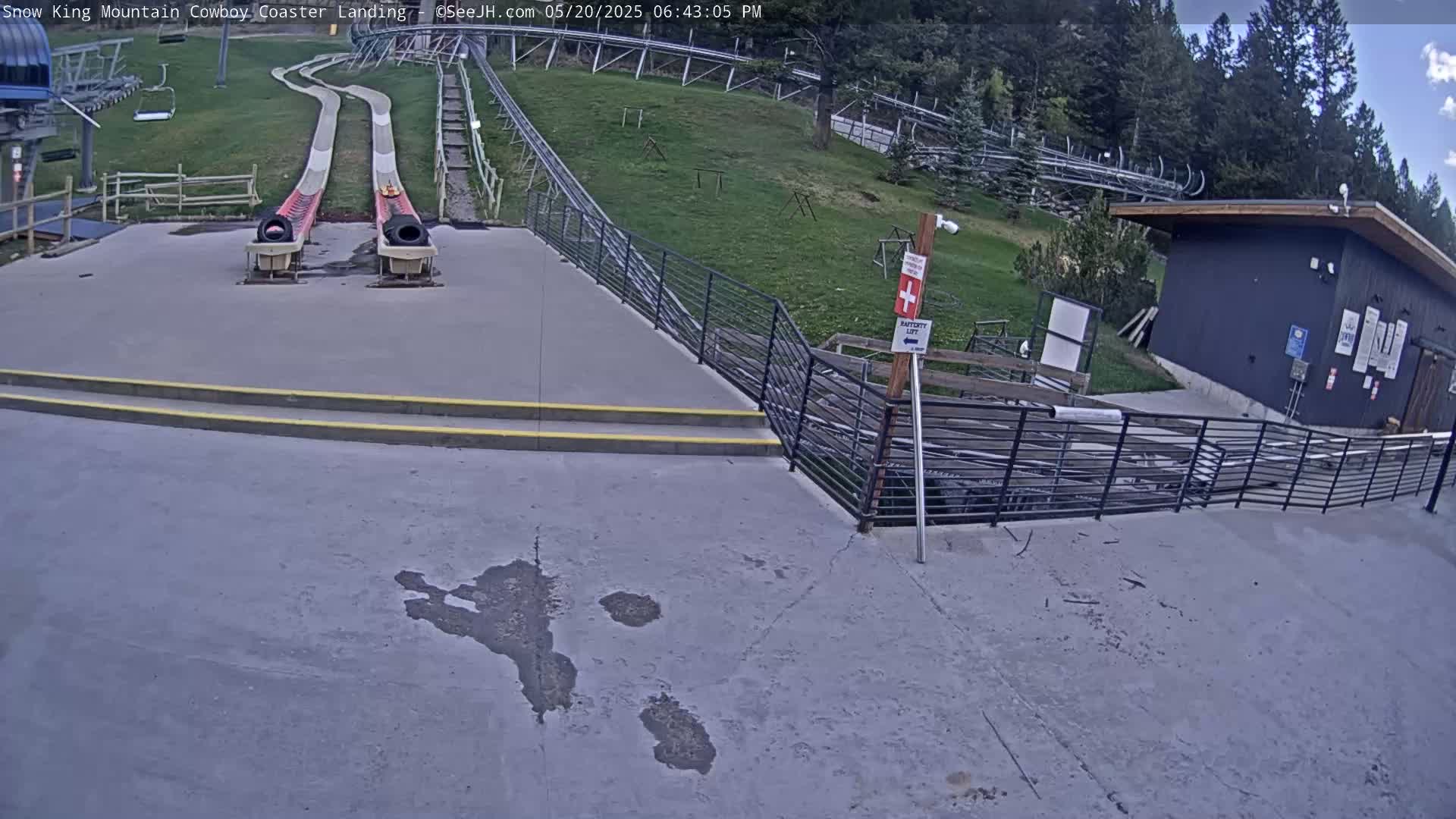 Jackson, Snow King Mountain Cowboy Coaster & Alpine Slide Live Cam - Jackson, Teton, Wyoming, USA