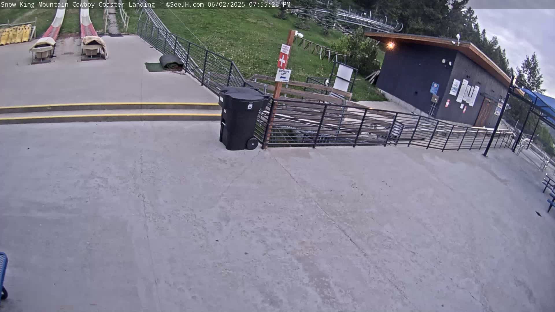 Jackson, Snow King Mountain Cowboy Coaster & Alpine Slide Live Cam - Jackson, Teton, Wyoming, USA