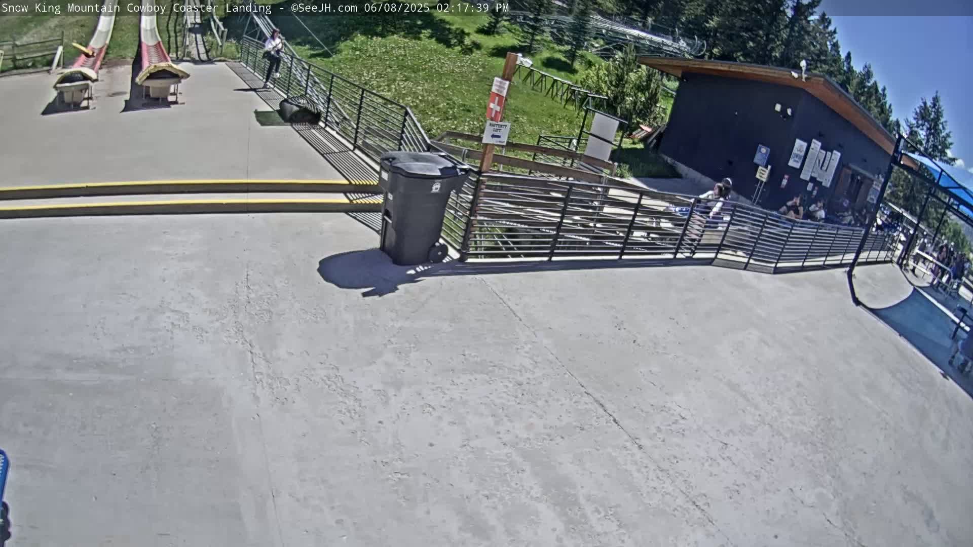 Jackson, Snow King Mountain Cowboy Coaster & Alpine Slide Live Cam - Jackson, Teton, Wyoming, USA