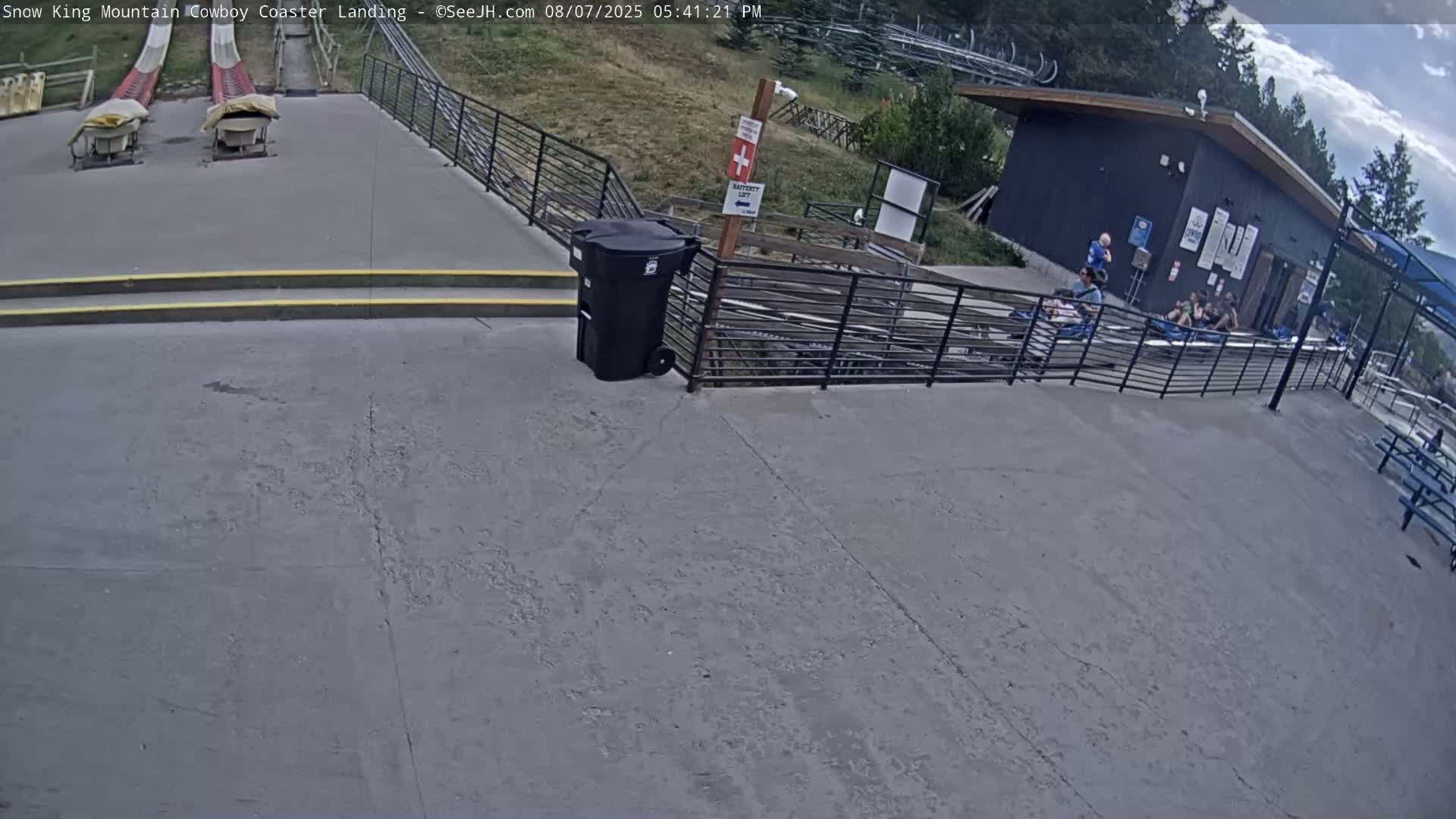 Jackson, Snow King Mountain Cowboy Coaster & Alpine Slide Live Cam - Jackson, Teton, Wyoming, USA