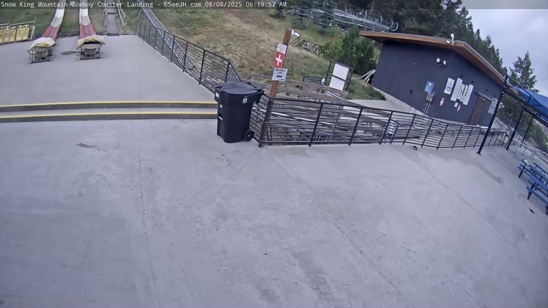 Jackson, Snow King Mountain Cowboy Coaster & Alpine Slide Live Cam - Jackson, Teton, Wyoming, USA