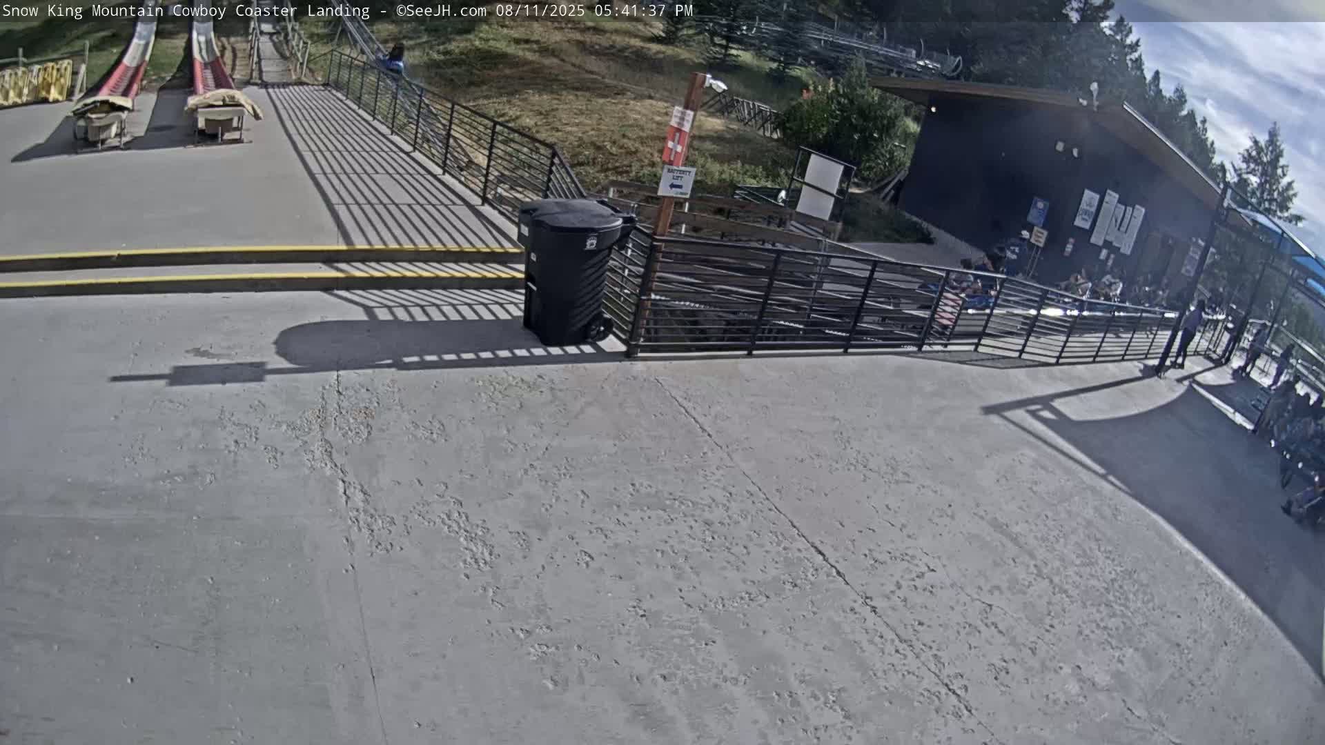 Jackson, Snow King Mountain Cowboy Coaster & Alpine Slide Live Cam - Jackson, Teton, Wyoming, USA