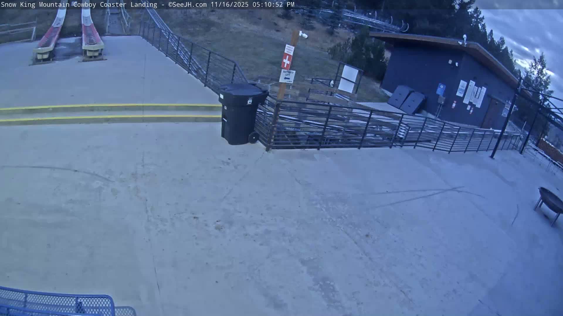 Jackson, Snow King Mountain Cowboy Coaster & Alpine Slide Live Cam - Jackson, Teton, Wyoming, USA