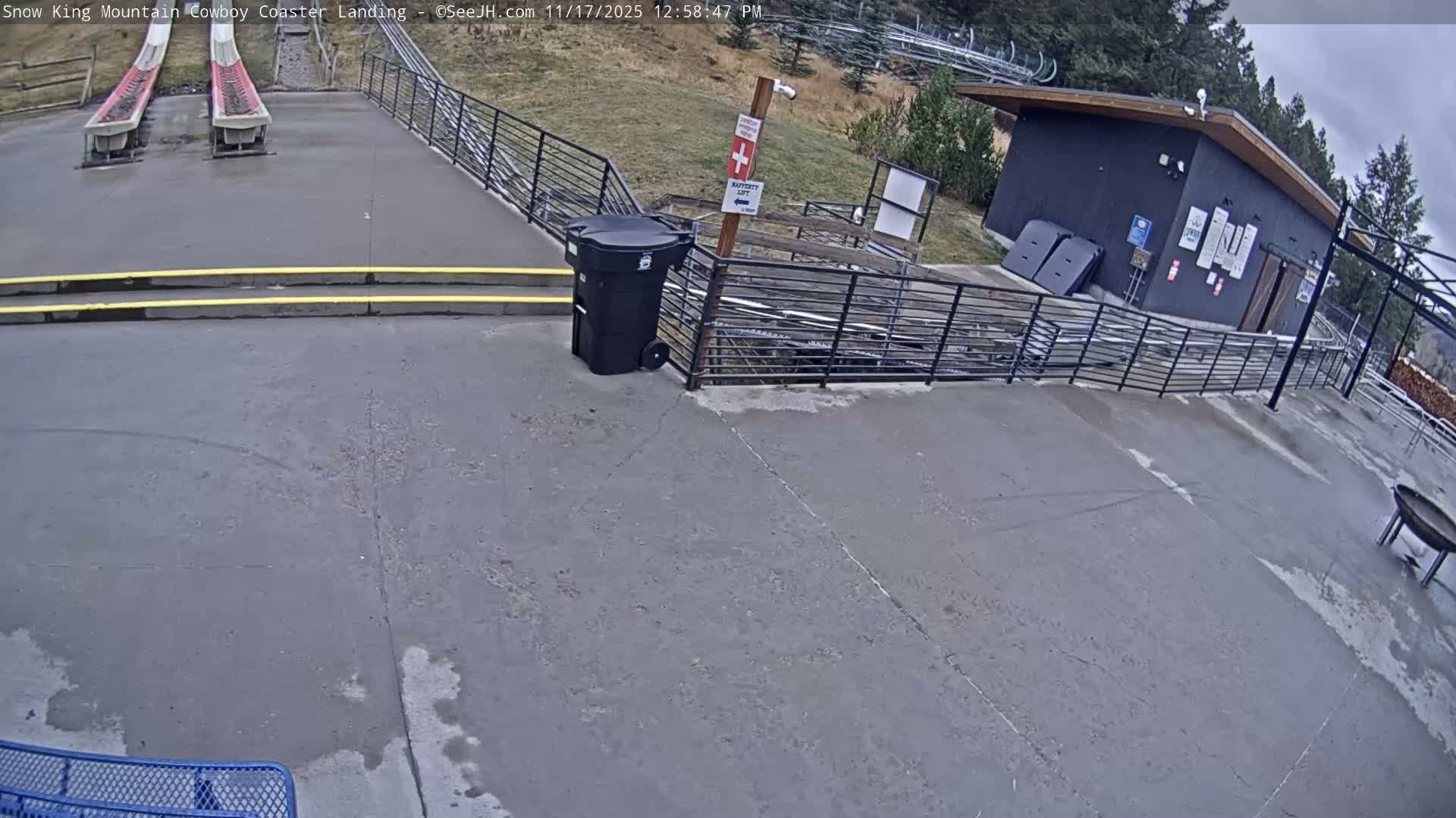 Jackson, Snow King Mountain Cowboy Coaster & Alpine Slide Live Cam - Jackson, Teton, Wyoming, USA