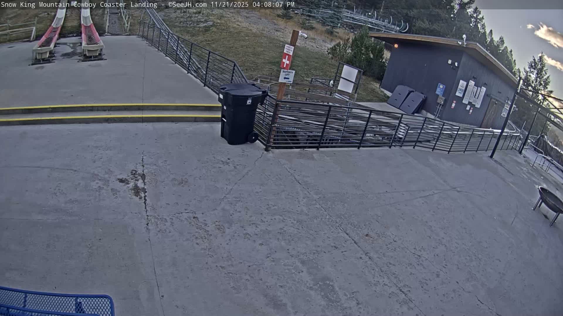 Jackson, Snow King Mountain Cowboy Coaster & Alpine Slide Live Cam - Jackson, Teton, Wyoming, USA