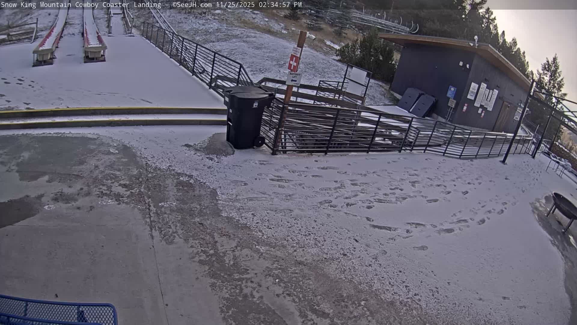 Jackson, Snow King Mountain Cowboy Coaster & Alpine Slide Live Cam - Jackson, Teton, Wyoming, USA