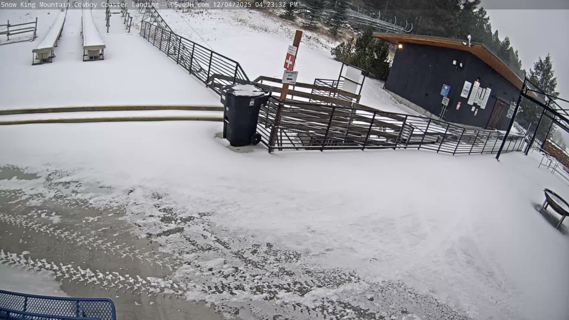 Jackson, Snow King Mountain Cowboy Coaster & Alpine Slide Live Cam - Jackson, Teton, Wyoming, USA