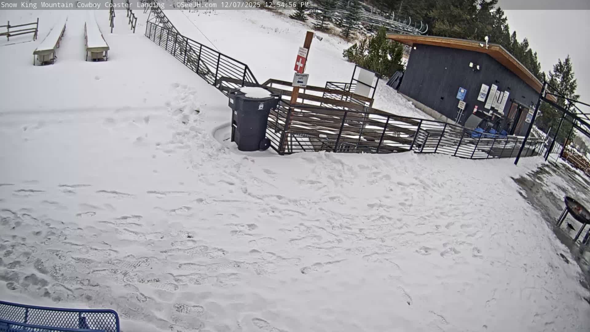 Jackson, Snow King Mountain Cowboy Coaster & Alpine Slide Live Cam - Jackson, Teton, Wyoming, USA