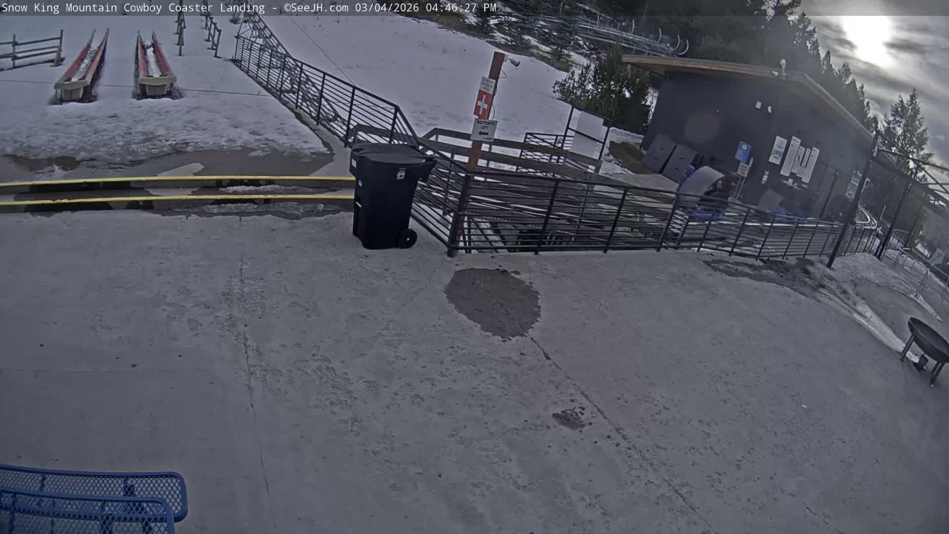 Jackson, Snow King Mountain Cowboy Coaster & Alpine Slide Live Cam - Jackson, Teton, Wyoming, USA