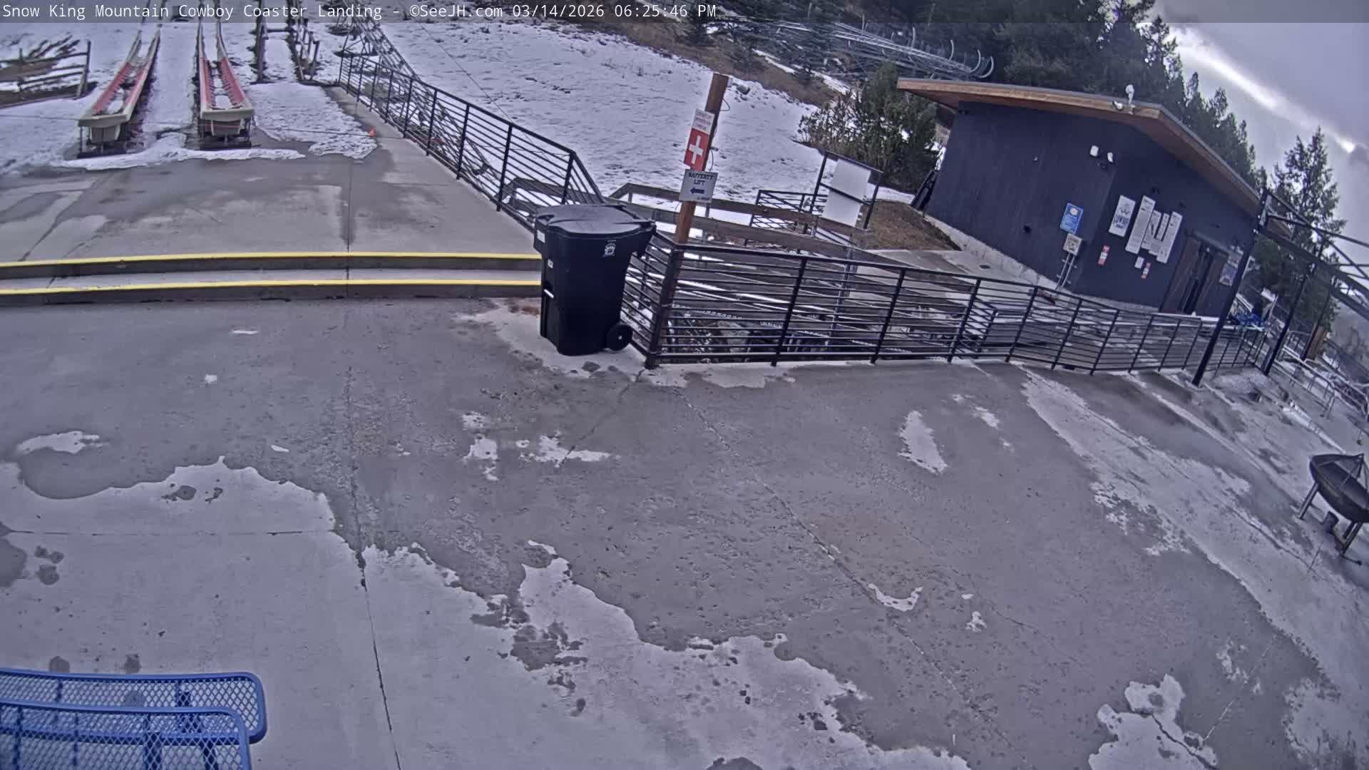 Jackson, Snow King Mountain Cowboy Coaster & Alpine Slide Live Cam - Jackson, Teton, Wyoming, USA