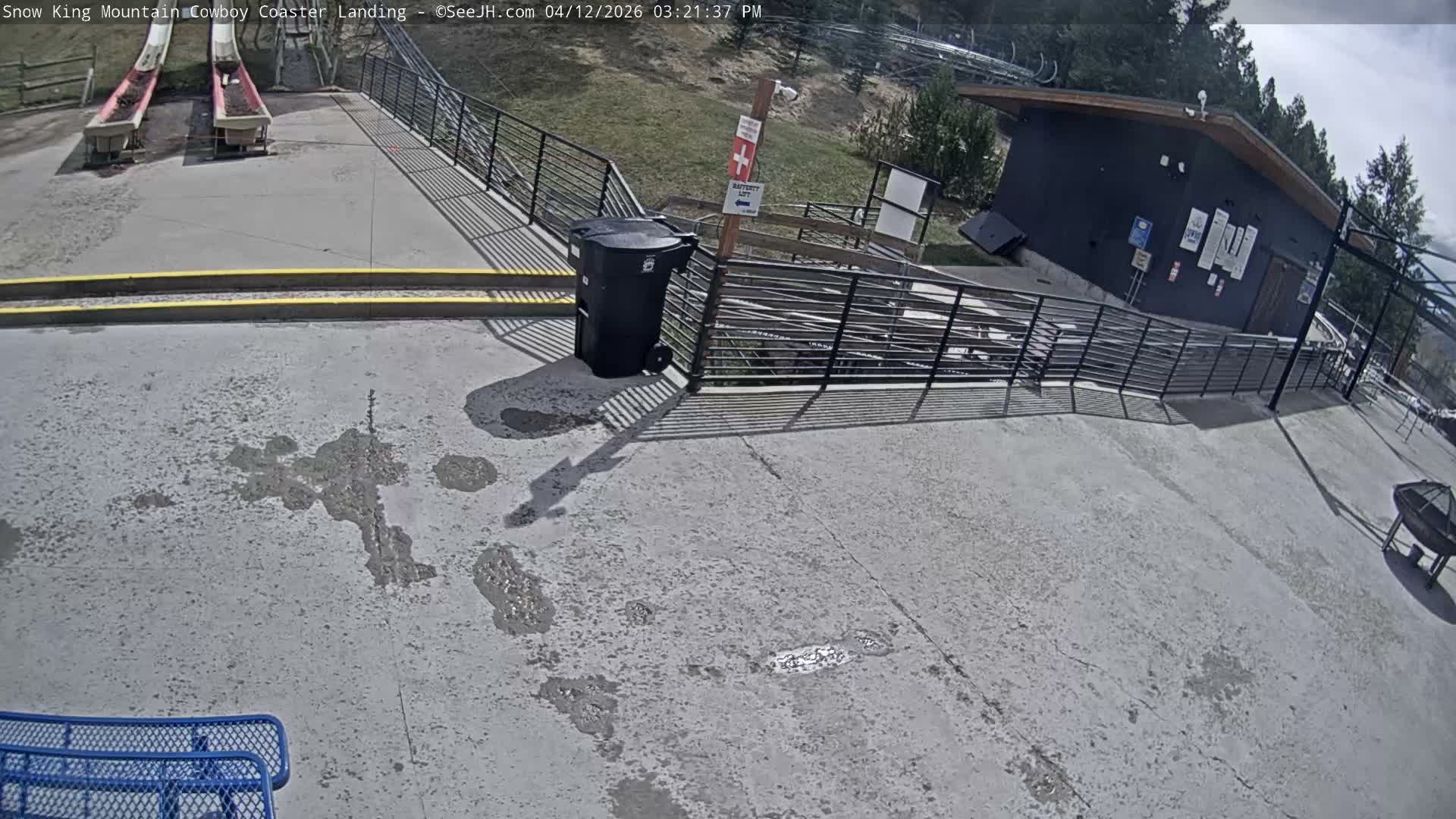 Jackson, Snow King Mountain Cowboy Coaster & Alpine Slide Live Cam - Jackson, Teton, Wyoming, USA