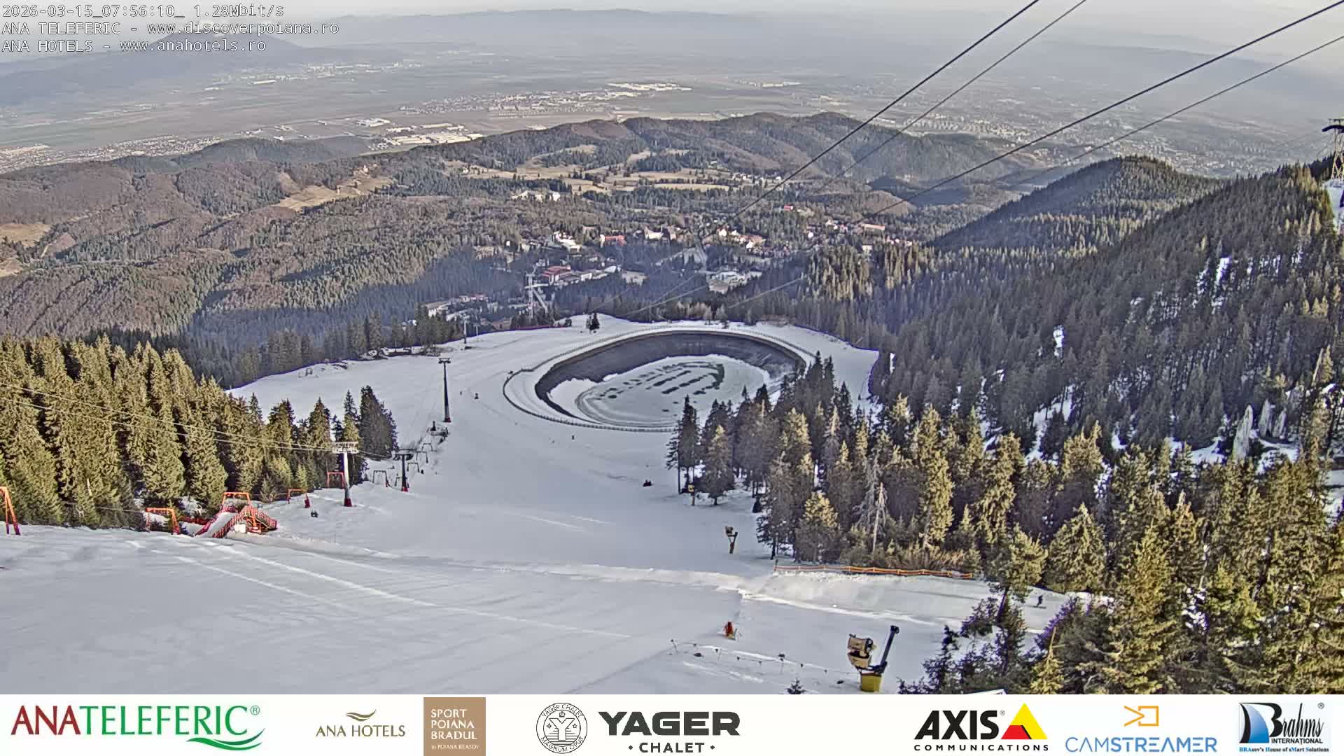 Poiana Brasov , Poiana Ruia Ski Slope & Codlea /Cristian/ Ghimbav Town & Brasov City Skyline Live Cam - Poiana Brasov, Braşov, Romania
