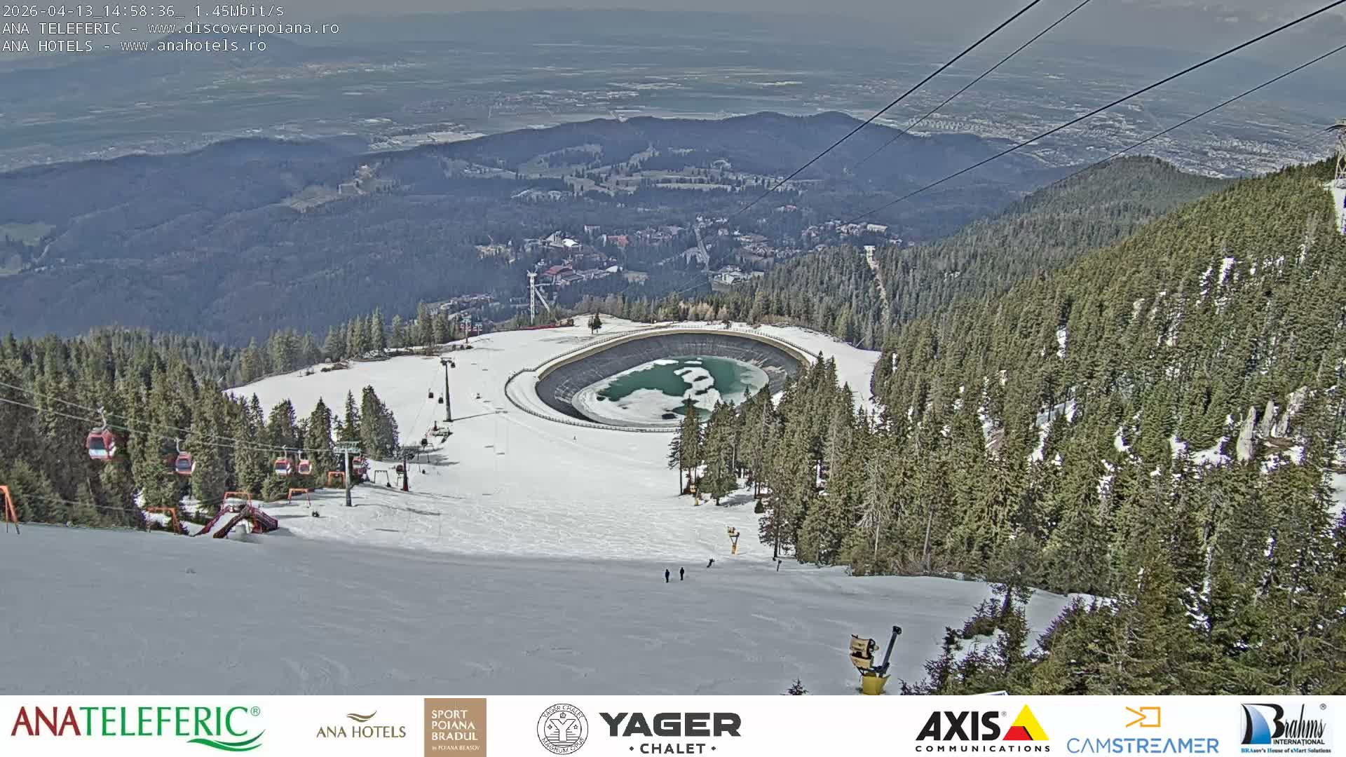 Poiana Brasov , Poiana Ruia Ski Slope & Codlea /Cristian/ Ghimbav Town & Brasov City Skyline Live Cam - Poiana Brasov, Braşov, Romania