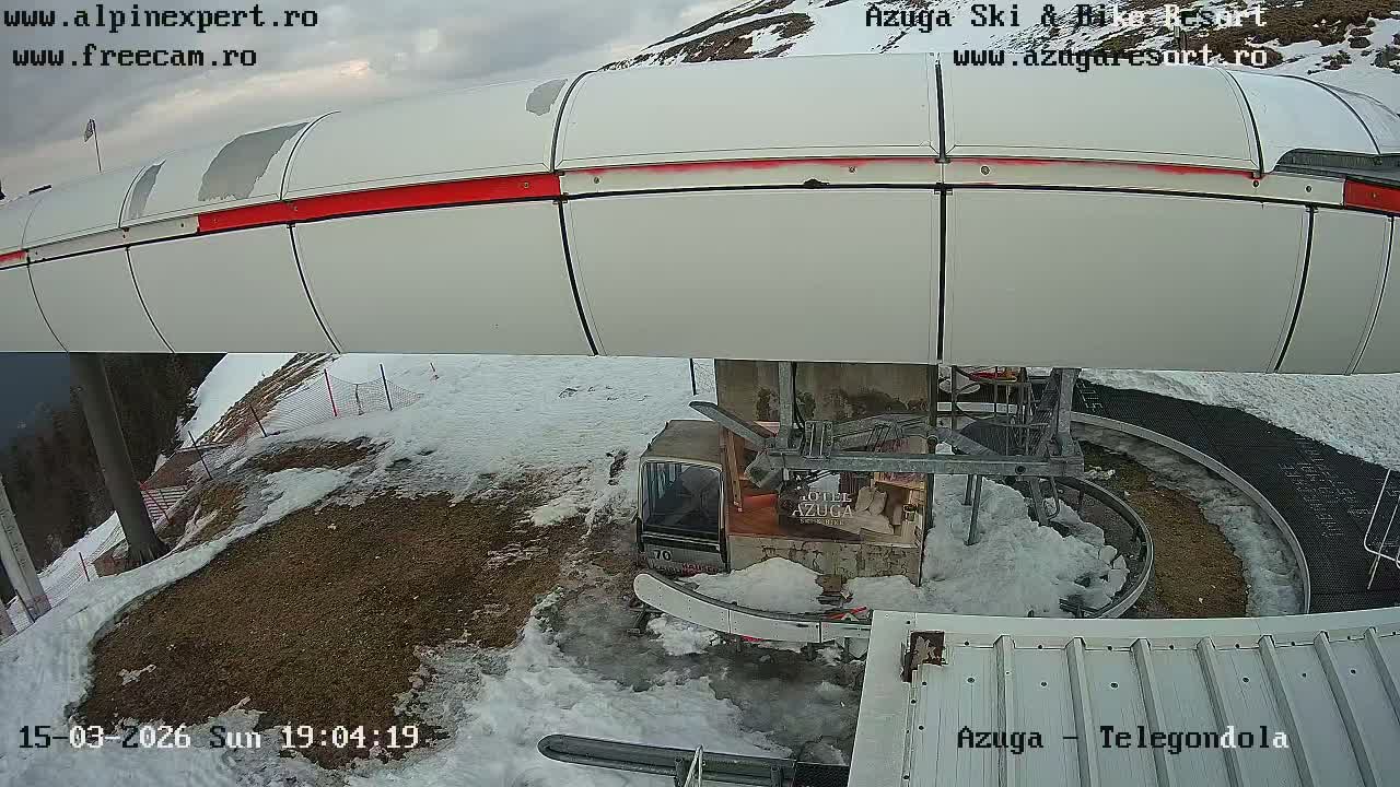 Prahova, Azuga Ski Center Telegondola Coborare Cable Car Upper Station Landing Area, Azuga Live Cam - Azuga, Prahova, Romania