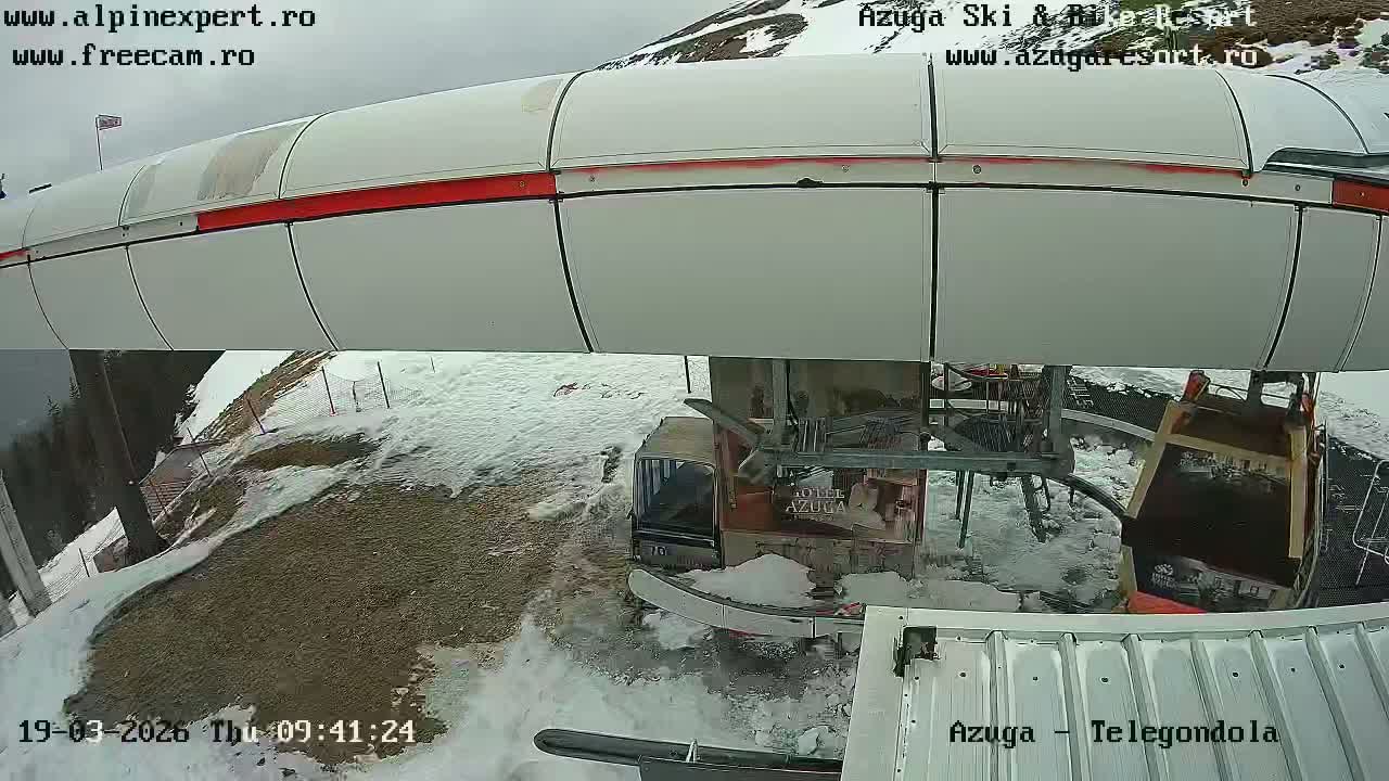 Prahova, Azuga Ski Center Telegondola Coborare Cable Car Upper Station Landing Area, Azuga Live Cam - Azuga, Prahova, Romania