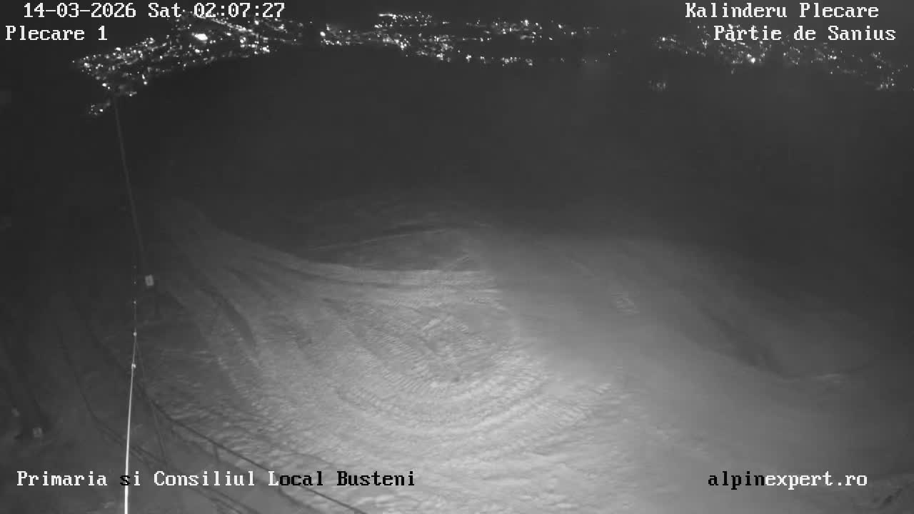 Prahova, Upper Pârtia de Săniuș Ski Slope & Busteni Skyline Live Cam - Buşteni, Prahova, Romania