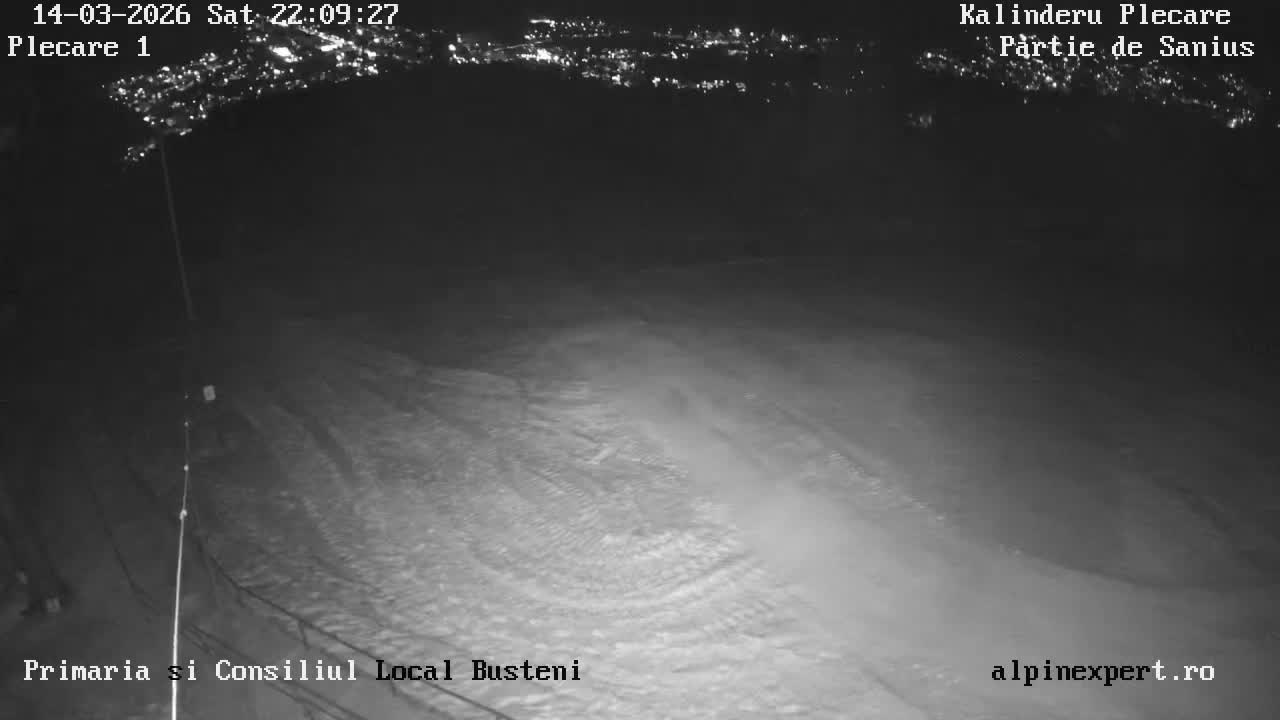 Prahova, Upper Pârtia de Săniuș Ski Slope & Busteni Skyline Live Cam - Buşteni, Prahova, Romania