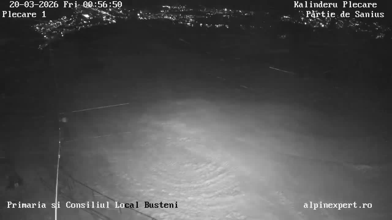 Prahova, Upper Pârtia de Săniuș Ski Slope & Busteni Skyline Live Cam - Buşteni, Prahova, Romania