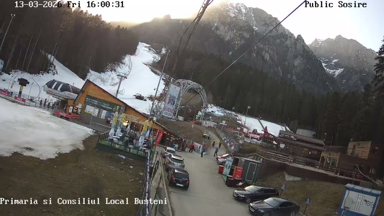 Prahova, Domeniul Schiabil Kalinderu Ski Center & Pârtia de Săniuș Ski Slope, Busteni Live Cam - Busteni, Prahova, Romania