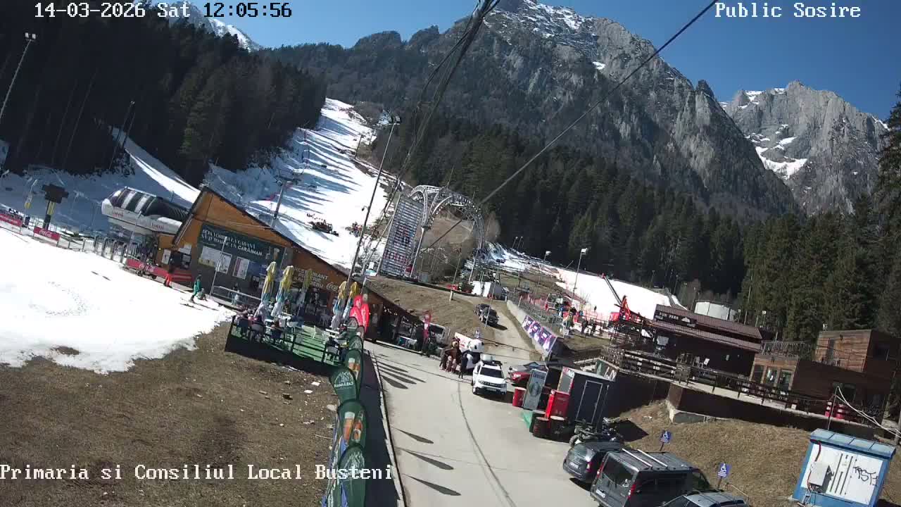 Prahova, Domeniul Schiabil Kalinderu Ski Center & Pârtia de Săniuș Ski Slope, Busteni Live Cam - Busteni, Prahova, Romania
